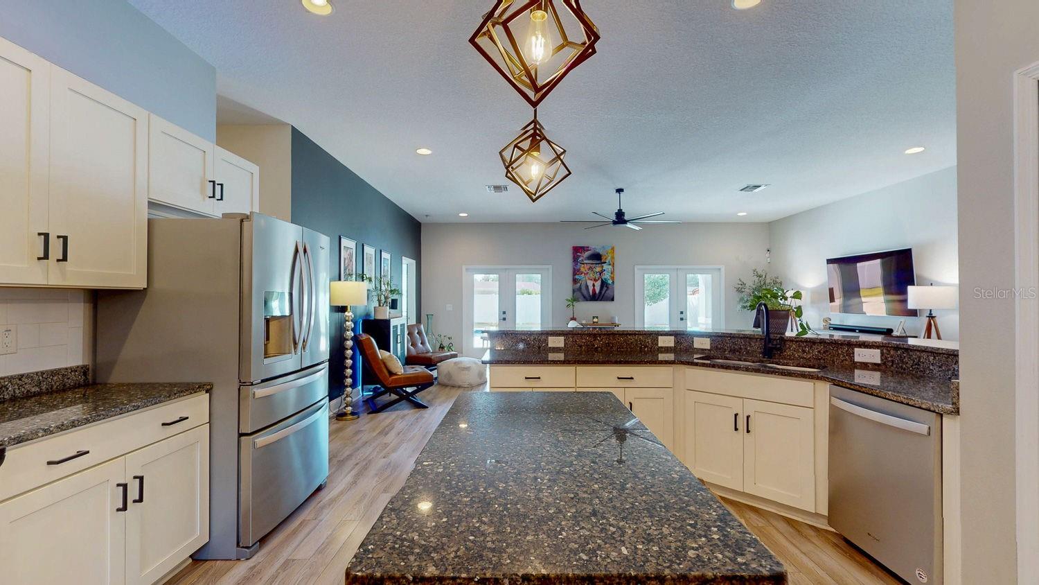 Image 20 of 54 For 1824 Bonita Way S