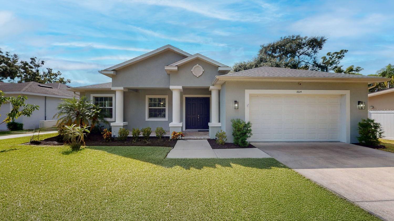 Image 3 of 54 For 1824 Bonita Way S