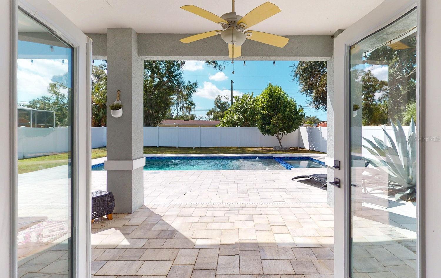 Image 46 of 54 For 1824 Bonita Way S