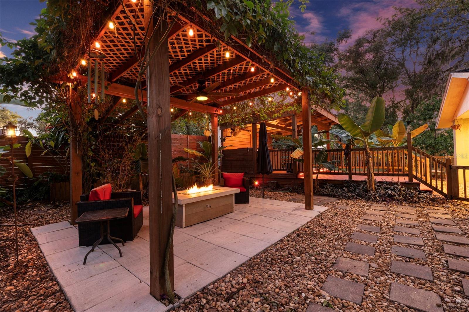 Image 47 of 52 For 405 1st Avenue Se