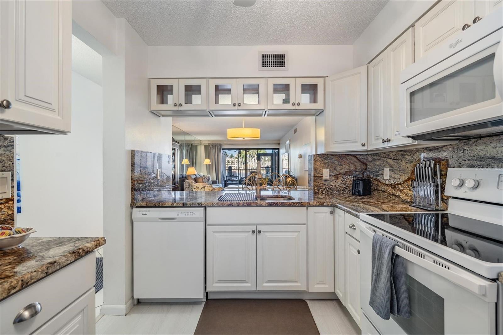 Image 11 of 35 For 6294 Bahia Del Mar Circle 107