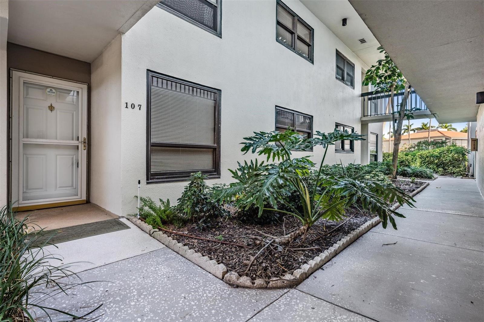 Image 4 of 35 For 6294 Bahia Del Mar Circle 107