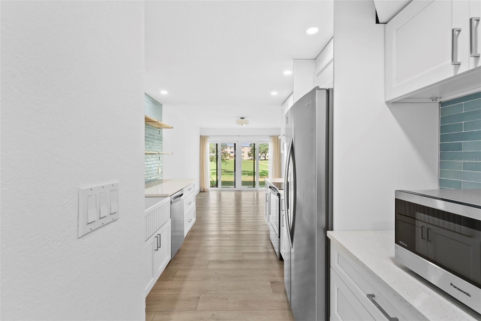 Image 11 of 45 For 4920 Locust Street Ne 104