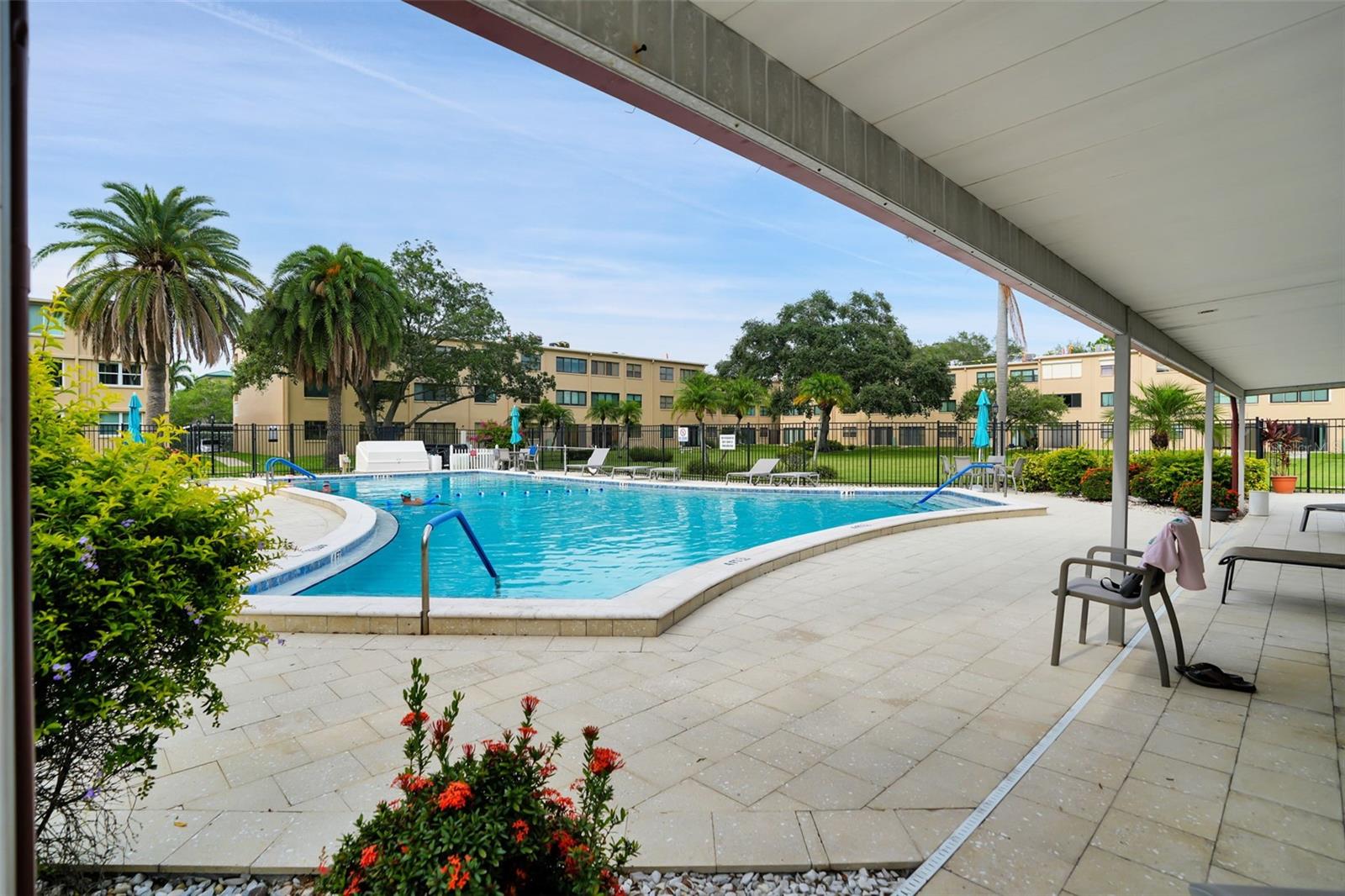 Image 34 of 45 For 4920 Locust Street Ne 104