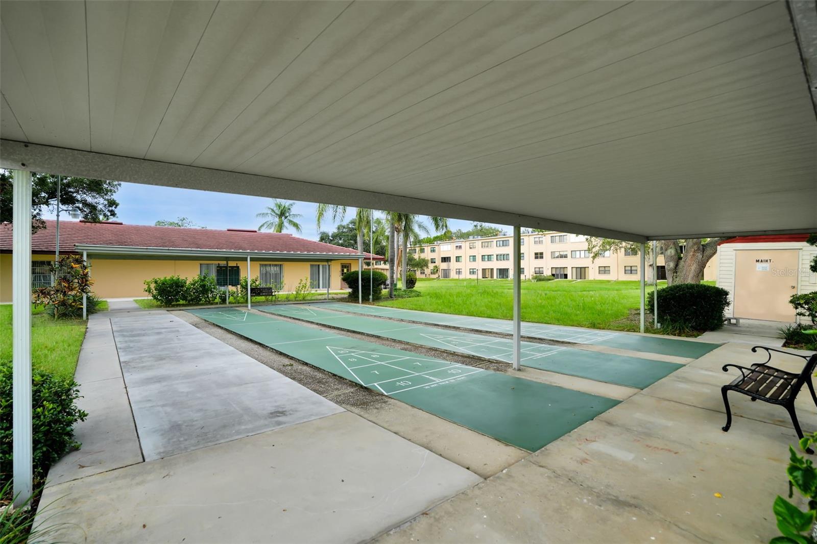 Image 38 of 45 For 4920 Locust Street Ne 104