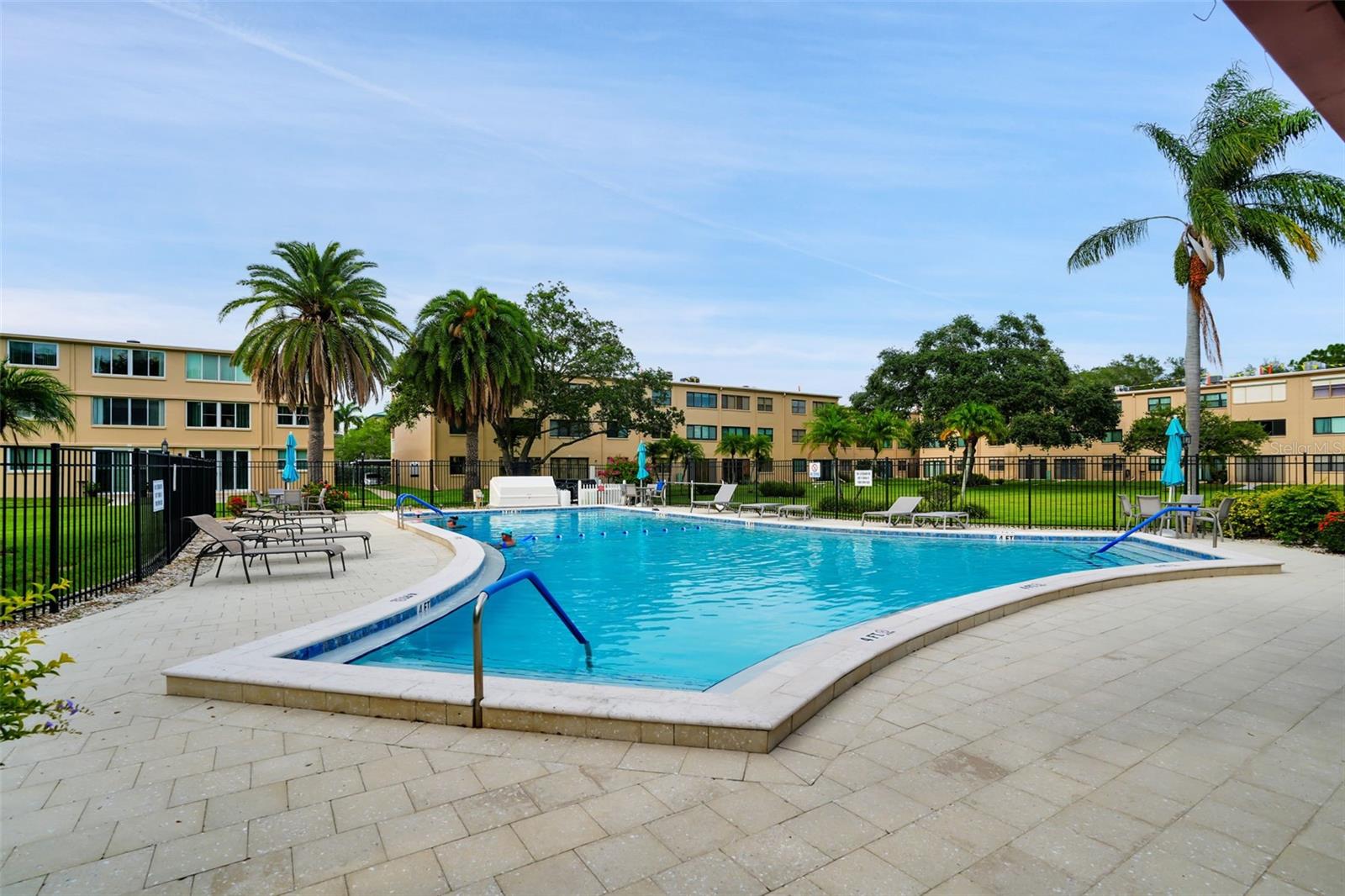 Image 43 of 45 For 4920 Locust Street Ne 104