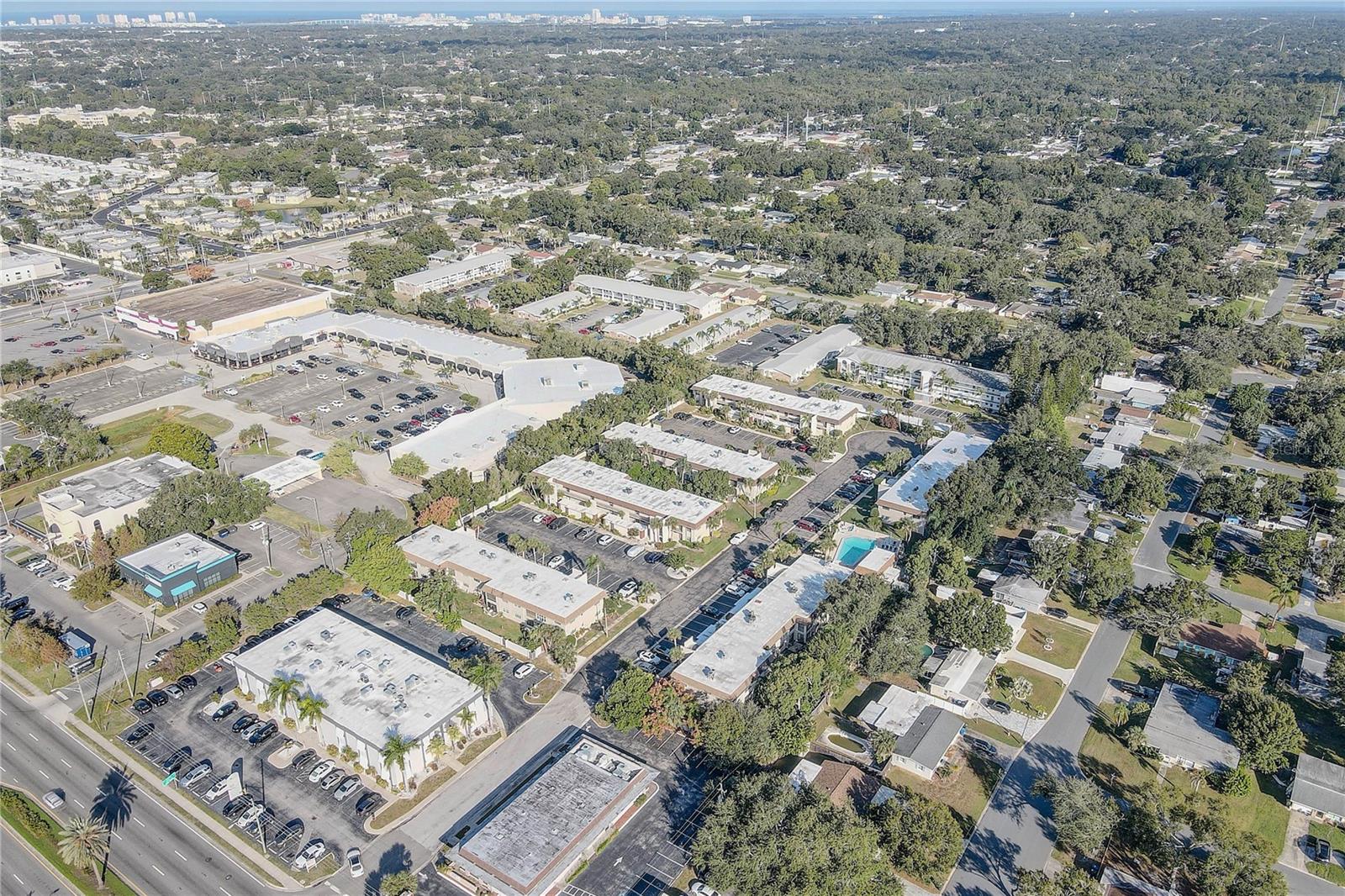 Image 27 of 31 For 2750 Bay Drive 4d