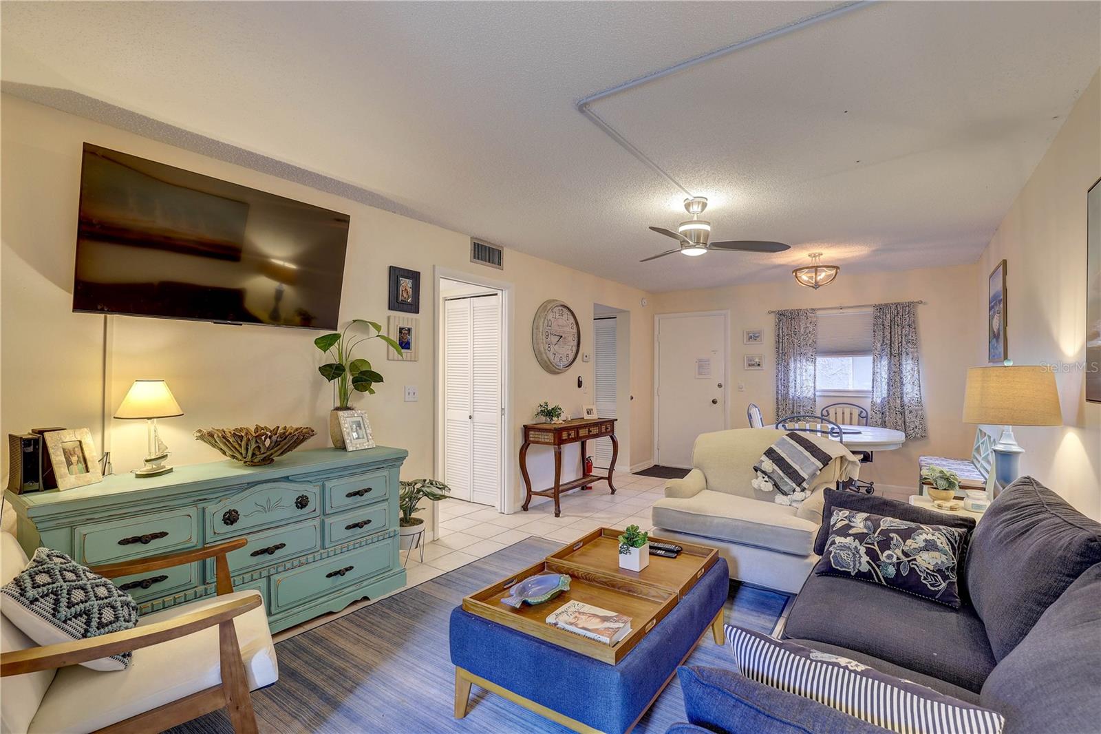 Image 8 of 31 For 2750 Bay Drive 4d