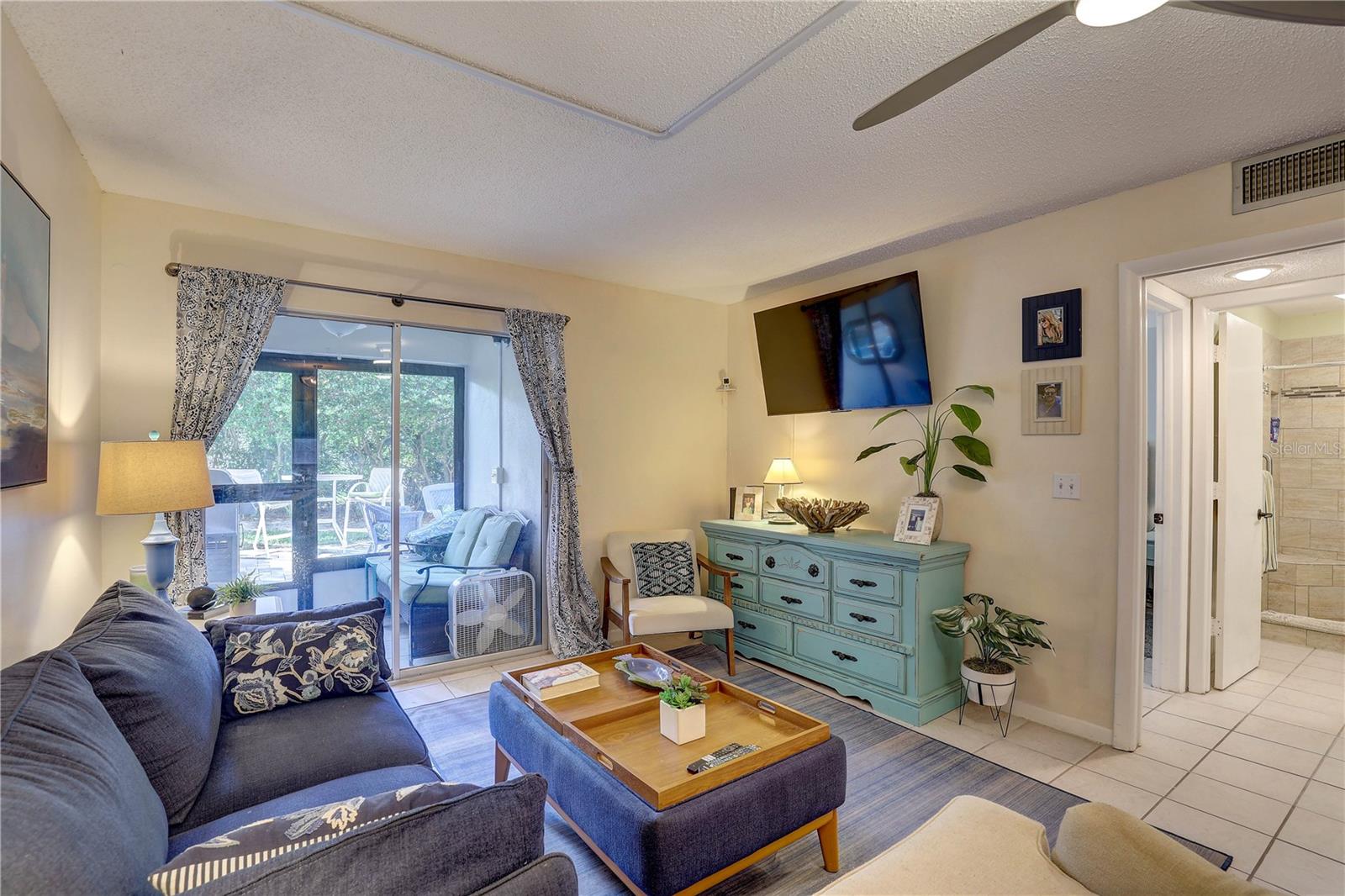 Image 9 of 31 For 2750 Bay Drive 4d