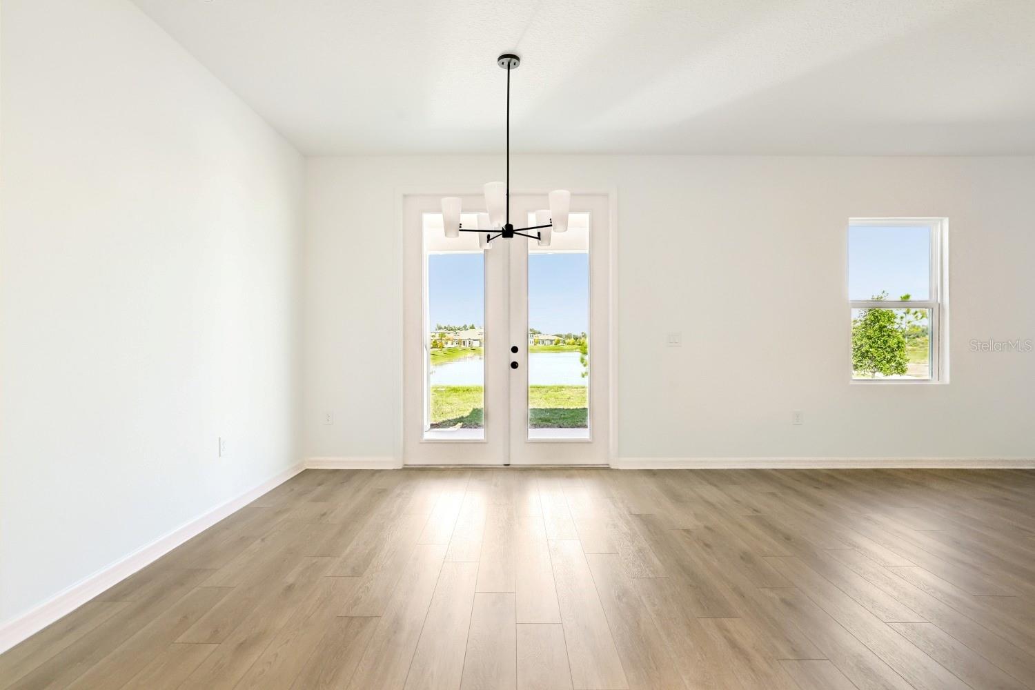 Image 12 of 40 For 2211 Broadbrook Drive