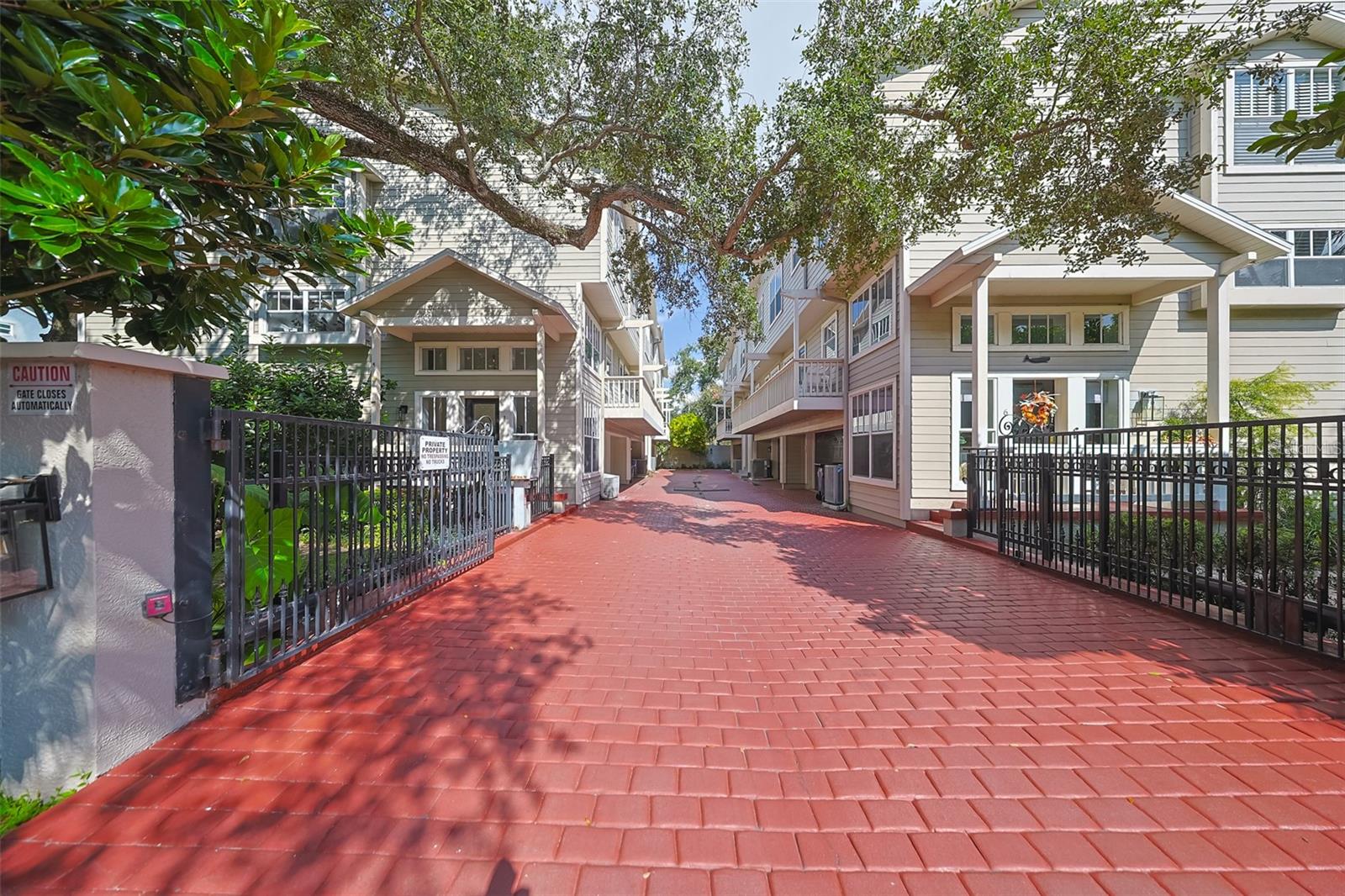 Details for 2403 Palm Drive 2, TAMPA, FL 33629