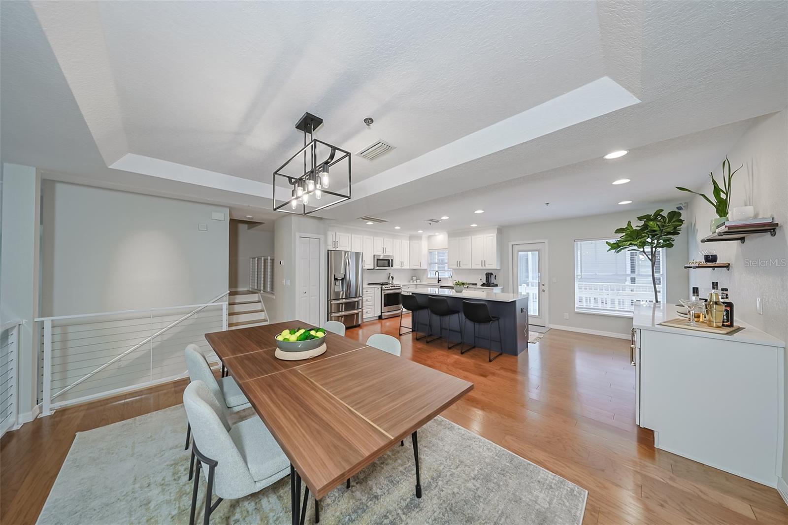 Image 10 of 56 For 2403 Palm Drive 2