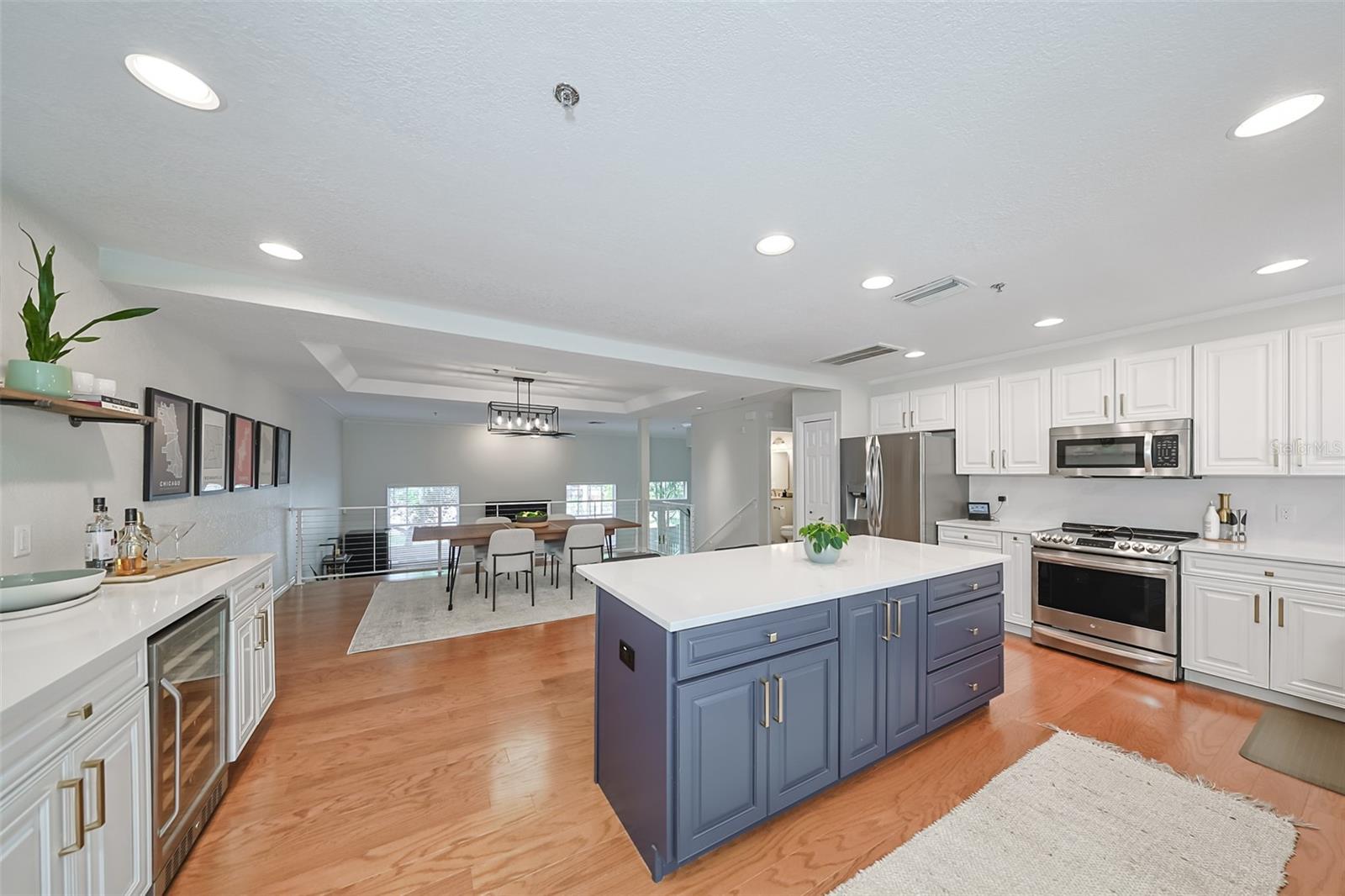 Image 12 of 56 For 2403 Palm Drive 2