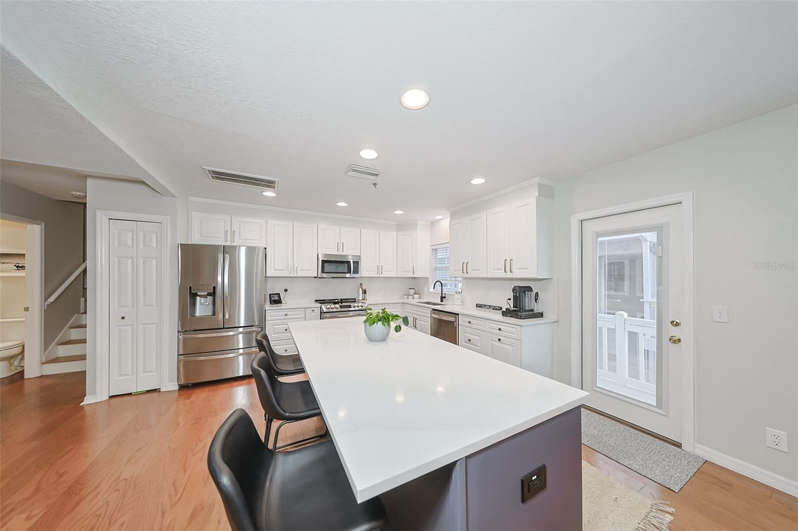 Image 14 of 56 For 2403 Palm Drive 2