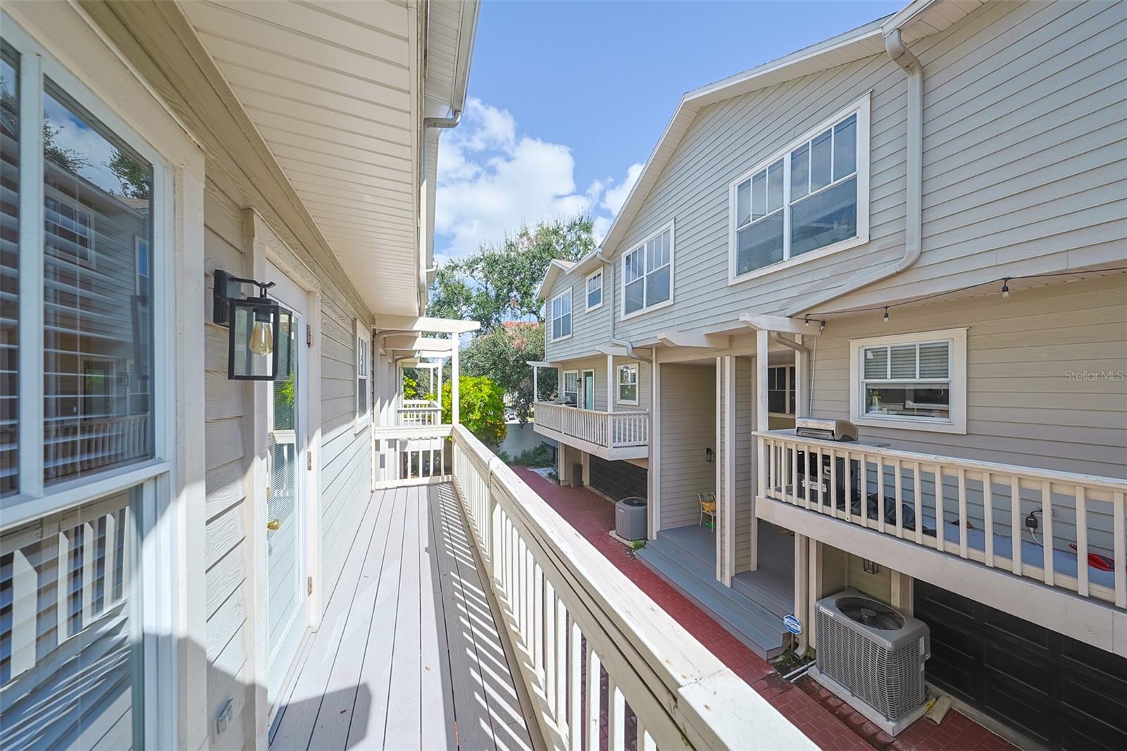 Image 15 of 56 For 2403 Palm Drive 2