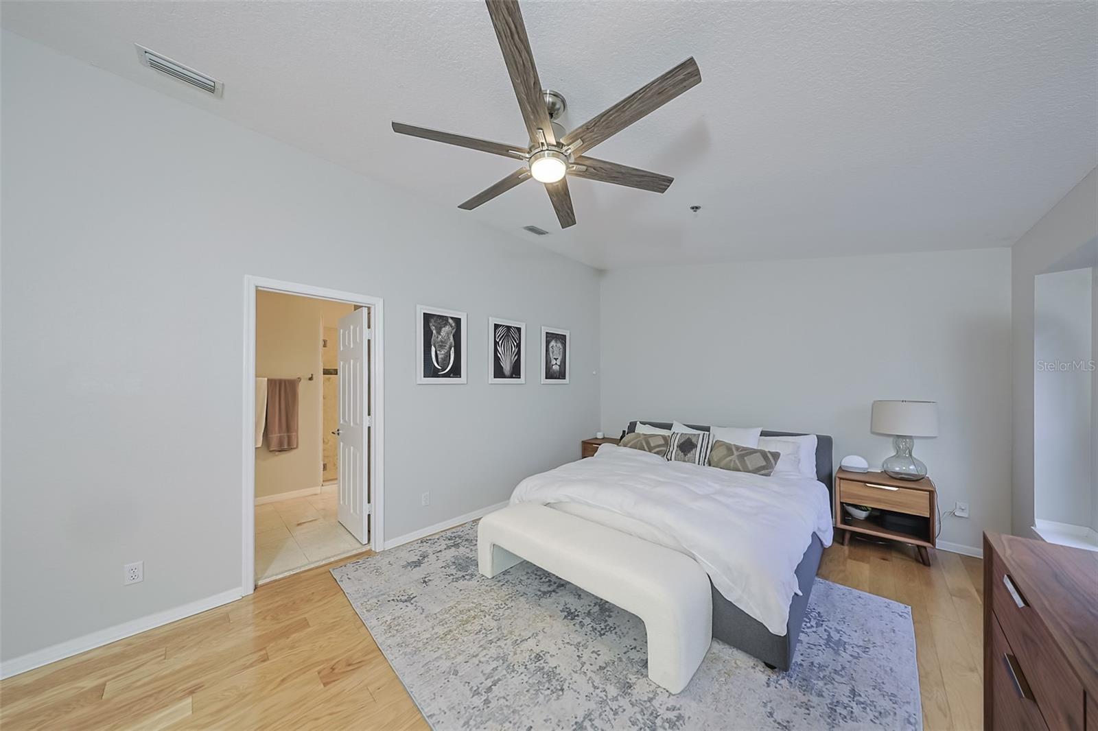 Image 22 of 56 For 2403 Palm Drive 2