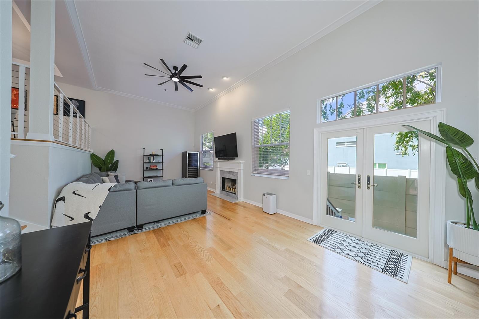 Image 34 of 56 For 2403 Palm Drive 2