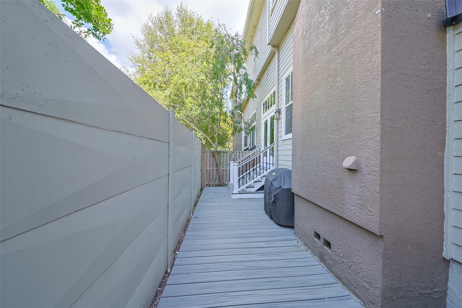 Image 36 of 56 For 2403 Palm Drive 2