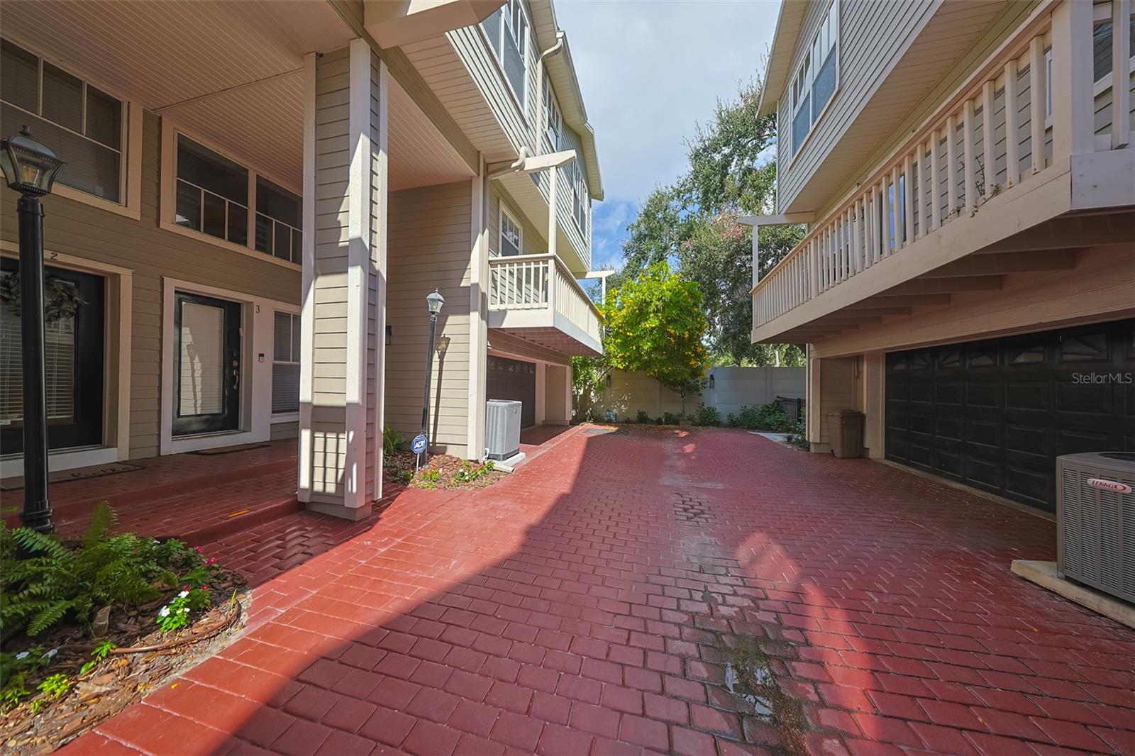 Image 37 of 56 For 2403 Palm Drive 2