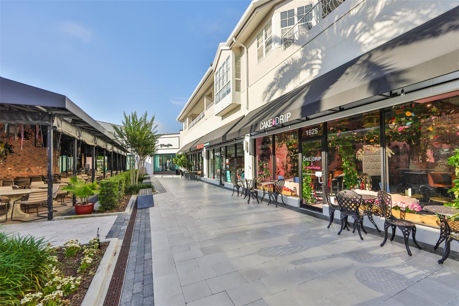 Image 49 of 56 For 2403 Palm Drive 2