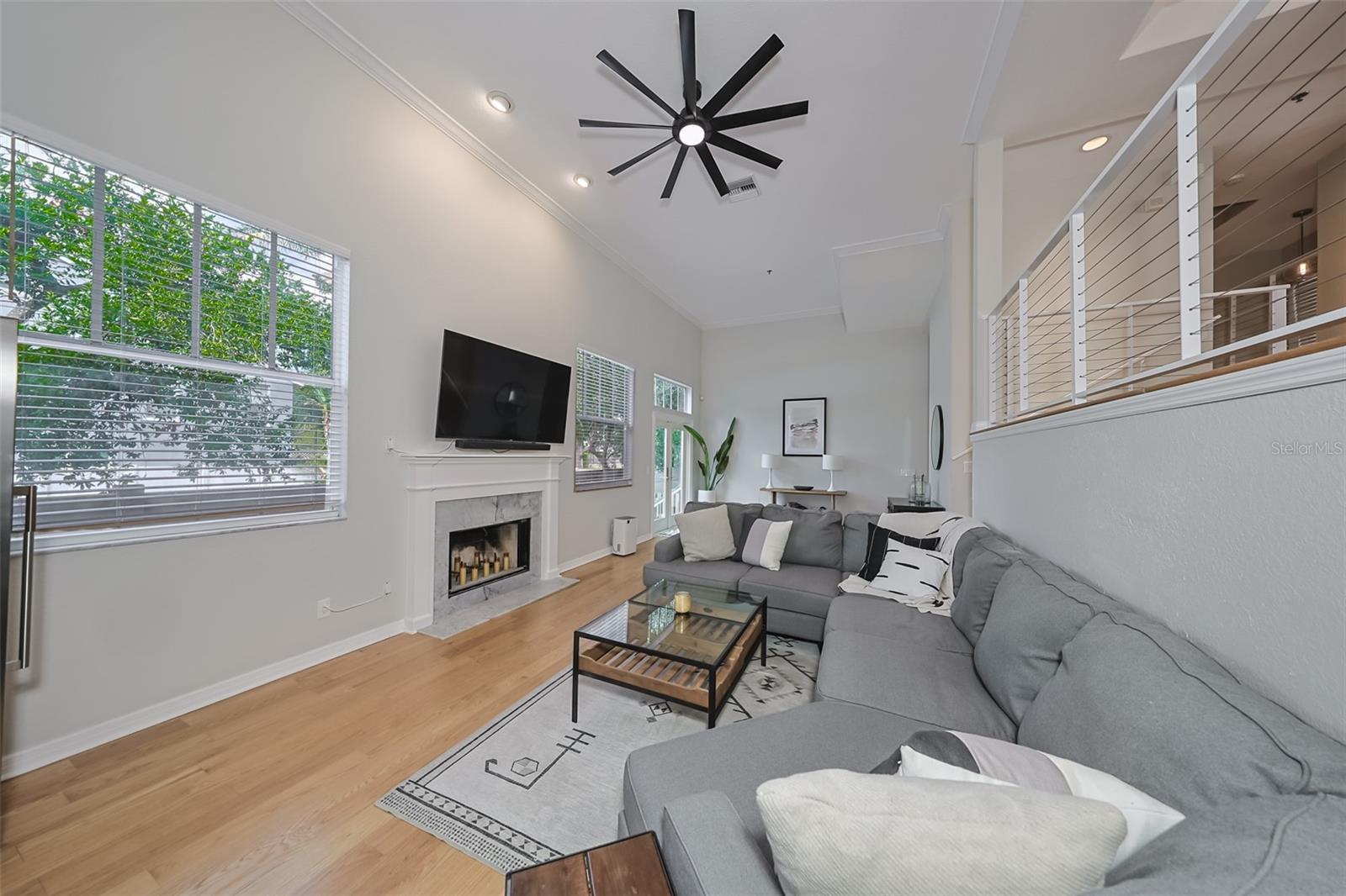 Image 6 of 56 For 2403 Palm Drive 2