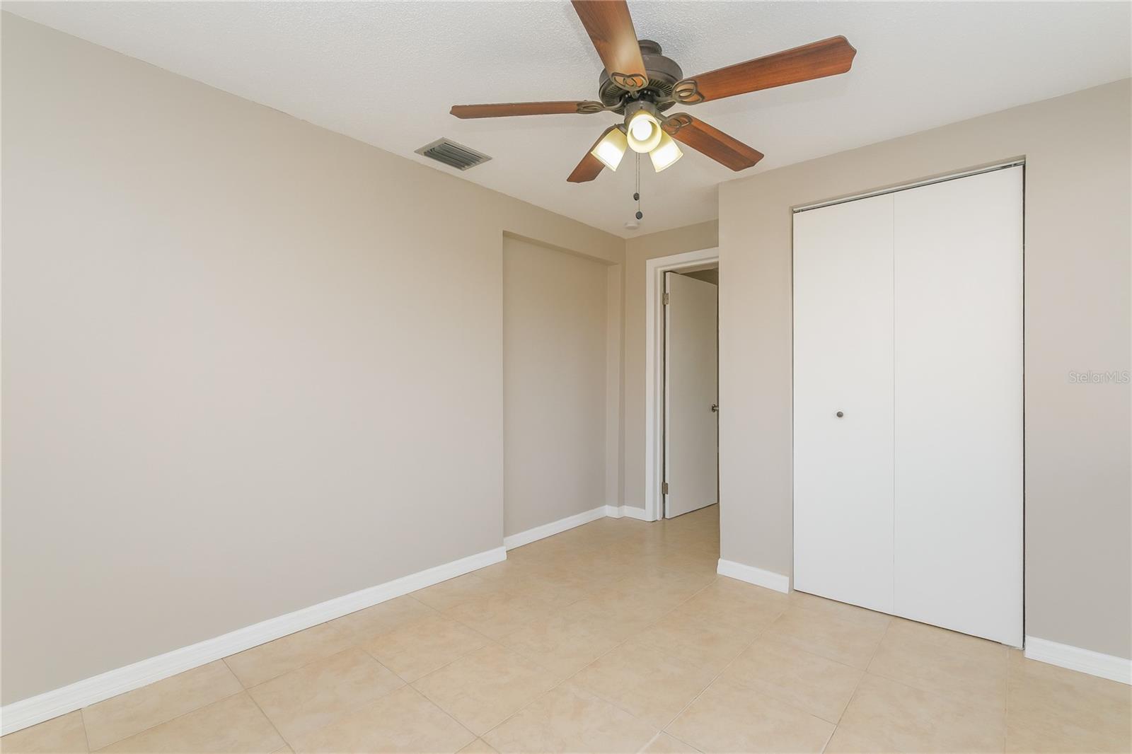 Image 11 of 16 For 3048 Salisbury Drive