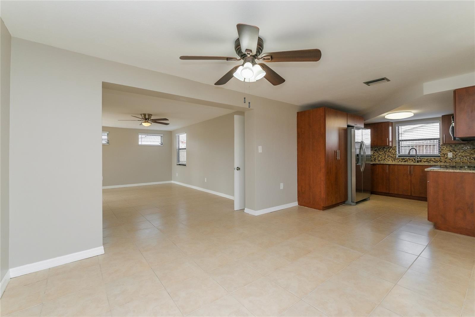 Image 4 of 16 For 3048 Salisbury Drive