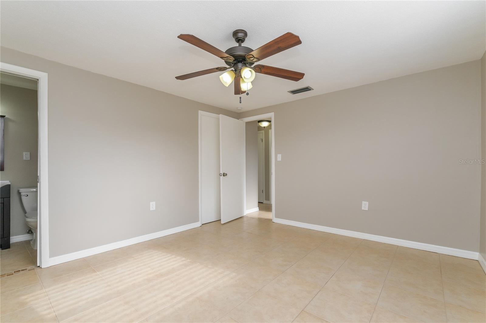 Image 8 of 16 For 3048 Salisbury Drive