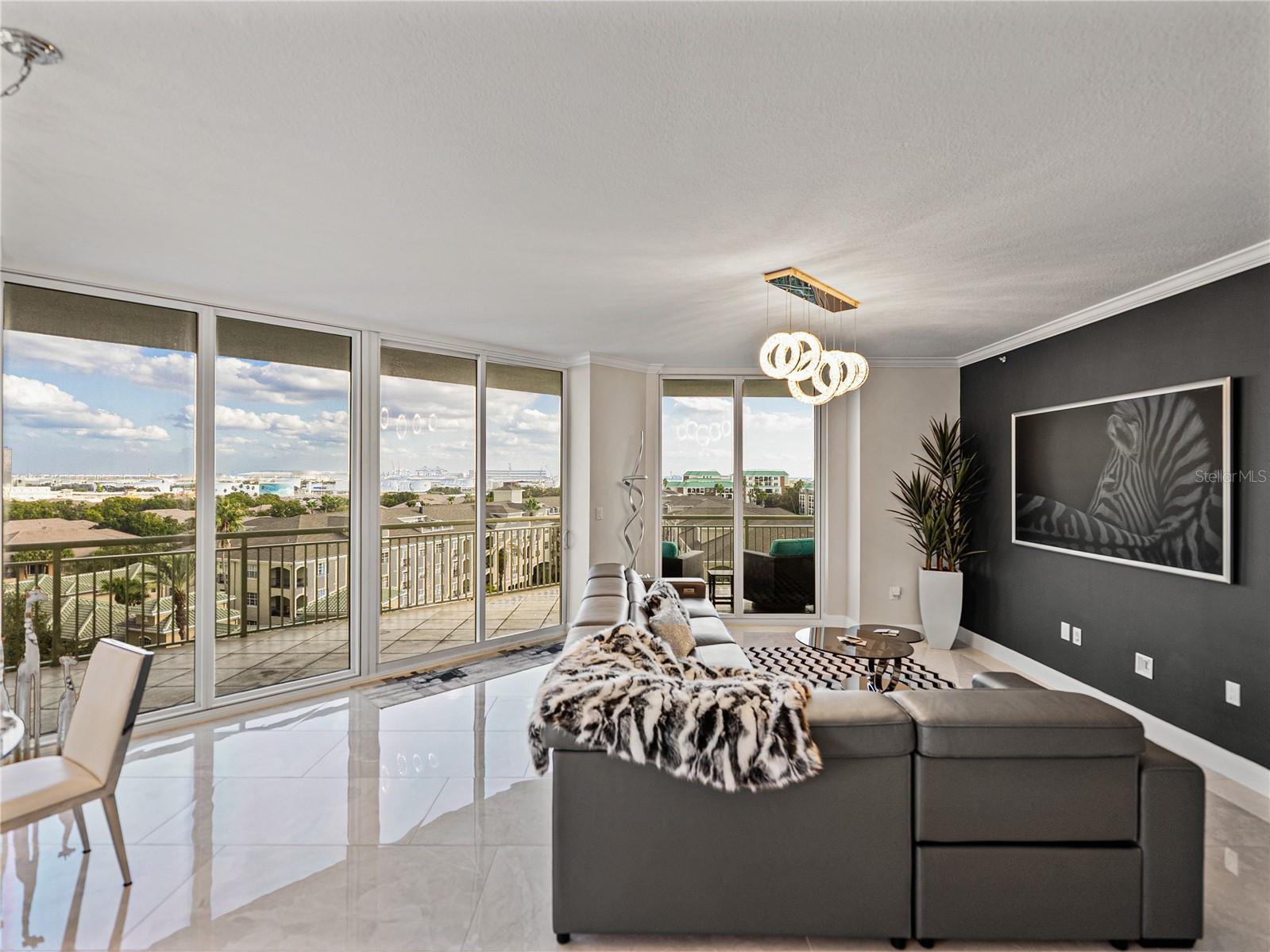 Image 15 of 100 For 450 Knights Run Avenue 702