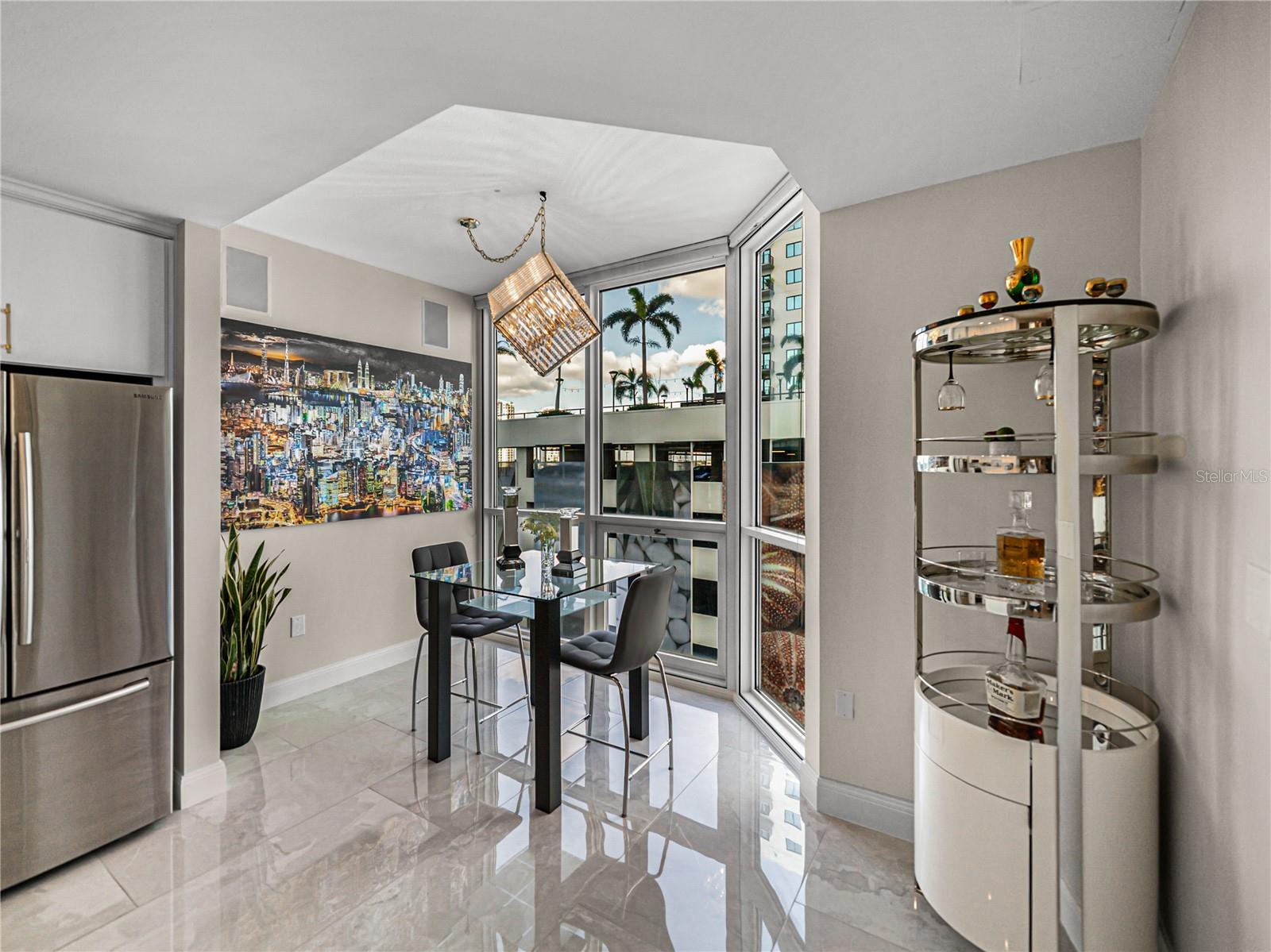 Image 35 of 100 For 450 Knights Run Avenue 702