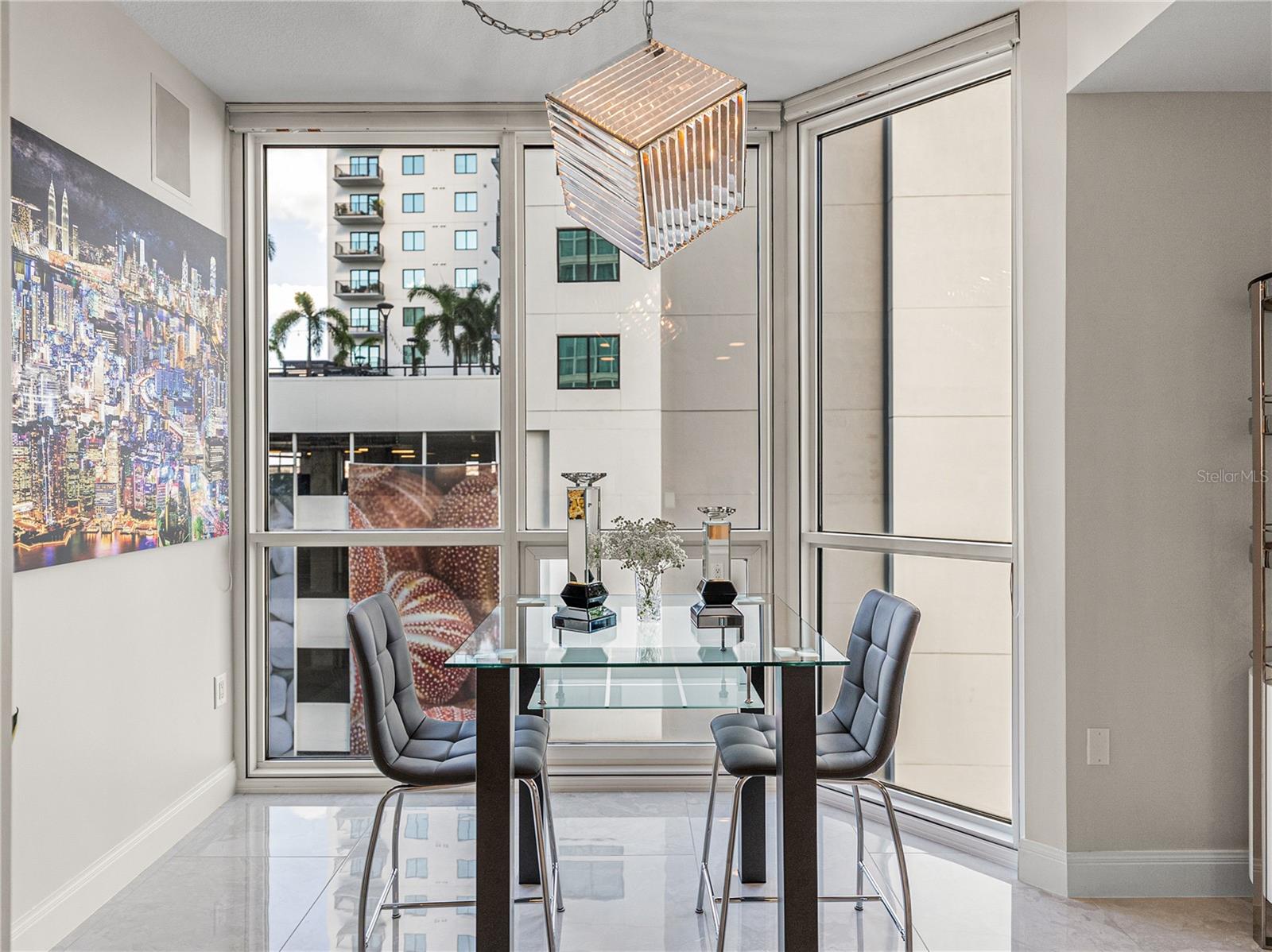 Image 36 of 100 For 450 Knights Run Avenue 702