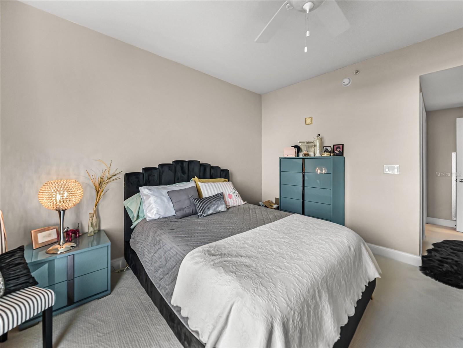 Image 47 of 100 For 450 Knights Run Avenue 702