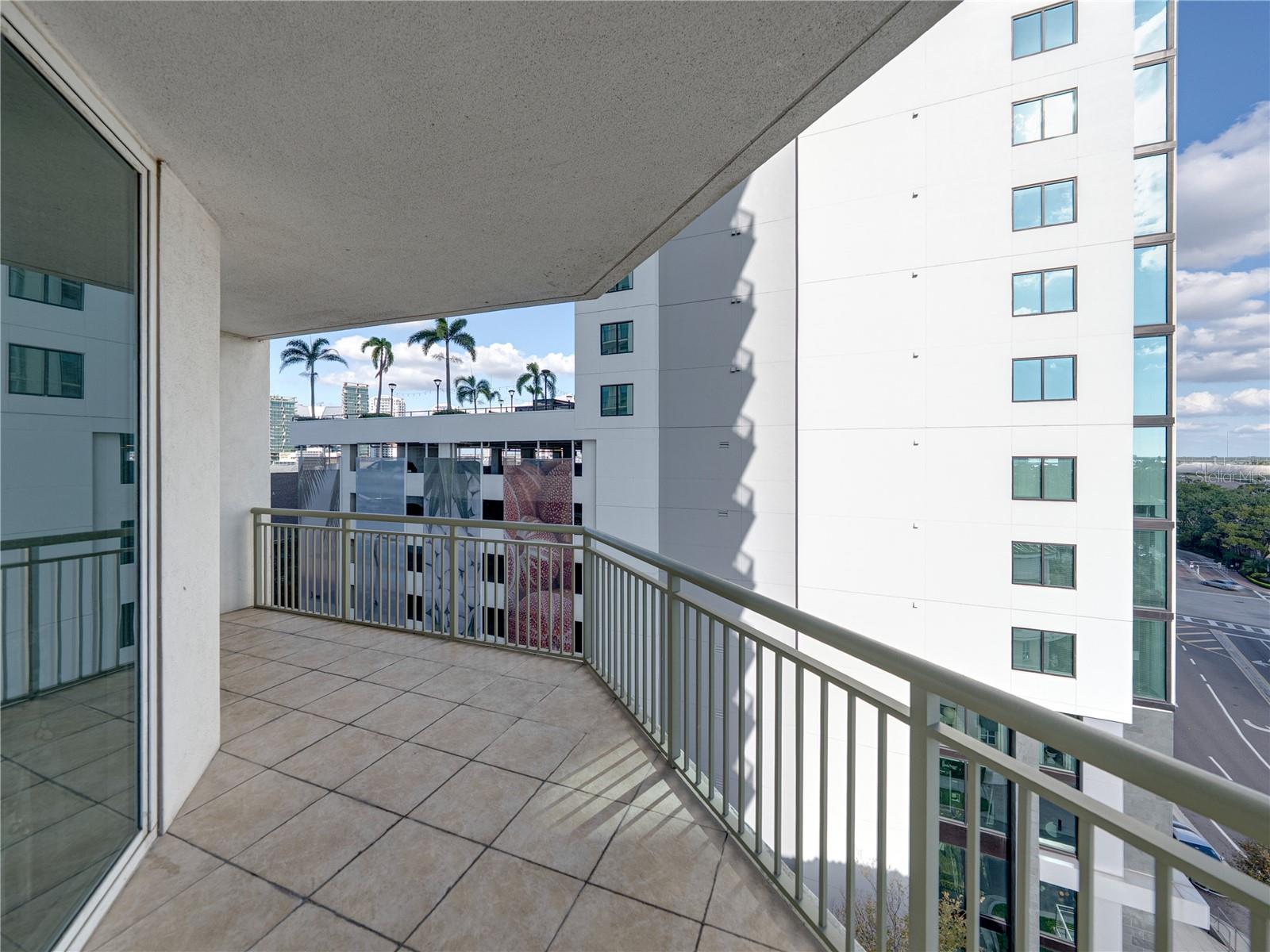 Image 62 of 100 For 450 Knights Run Avenue 702