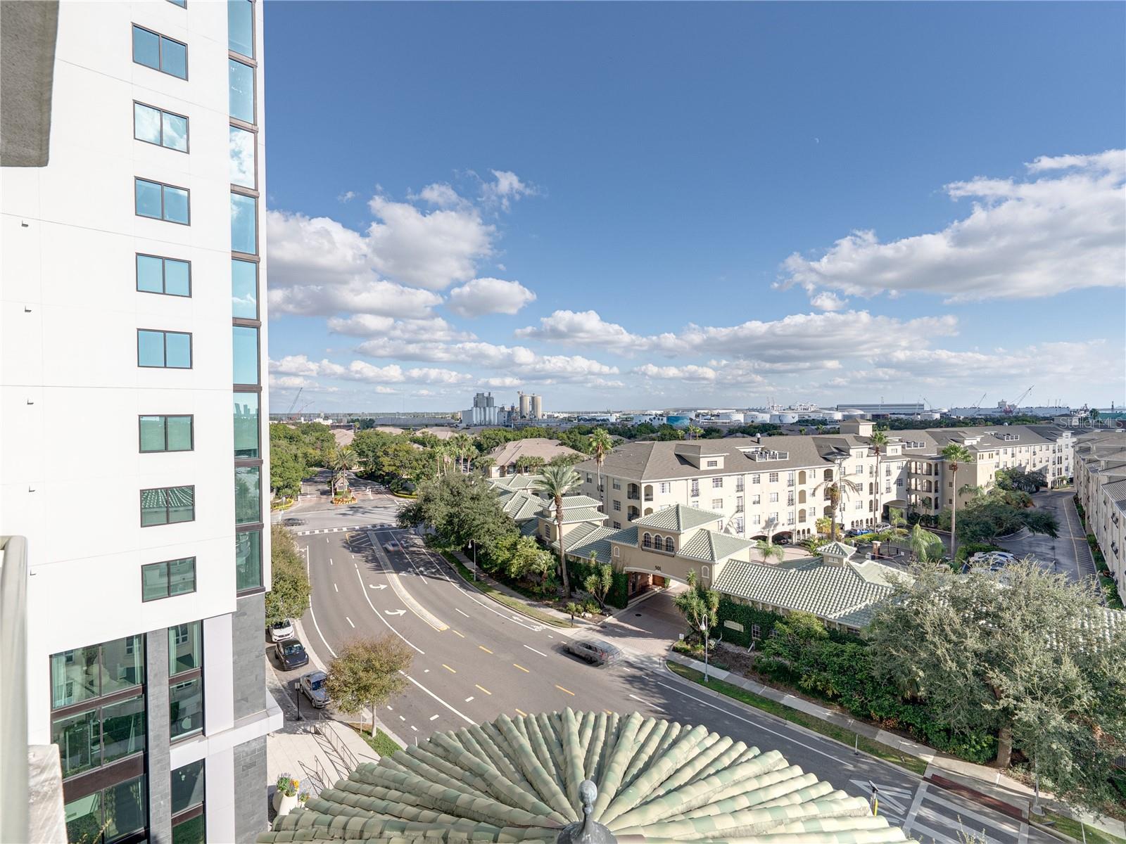 Image 66 of 100 For 450 Knights Run Avenue 702