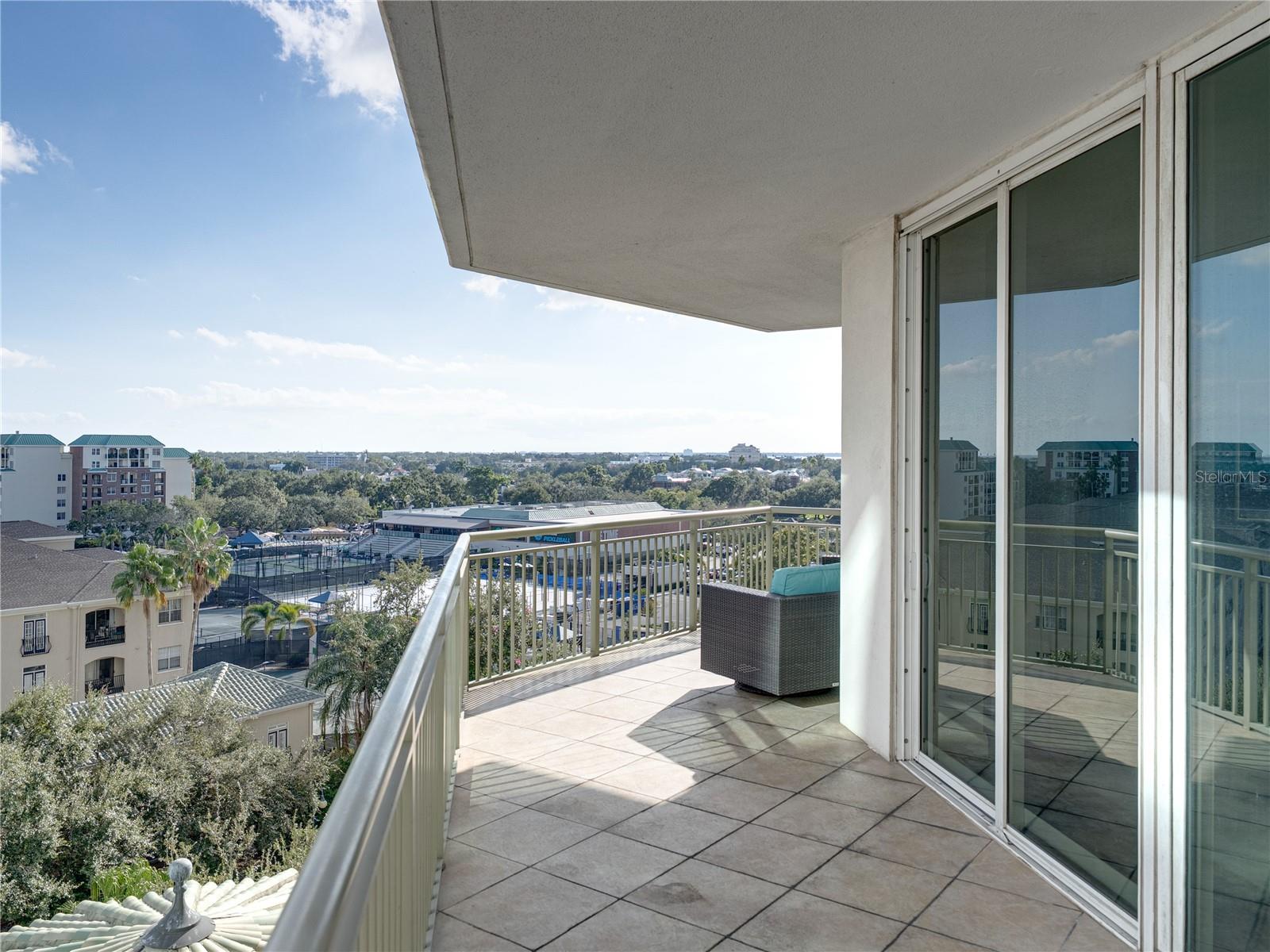 Image 69 of 100 For 450 Knights Run Avenue 702