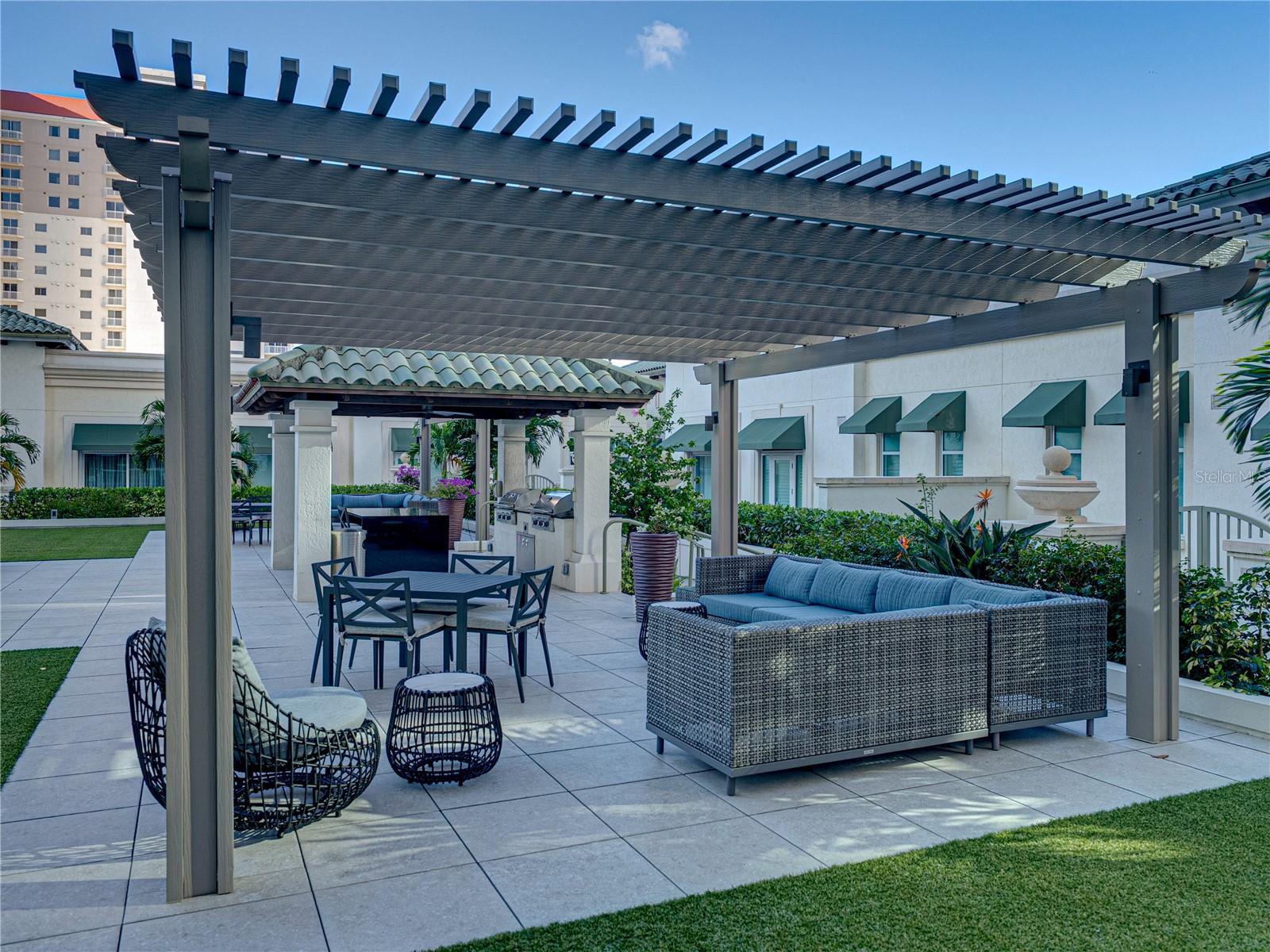 Image 76 of 100 For 450 Knights Run Avenue 702