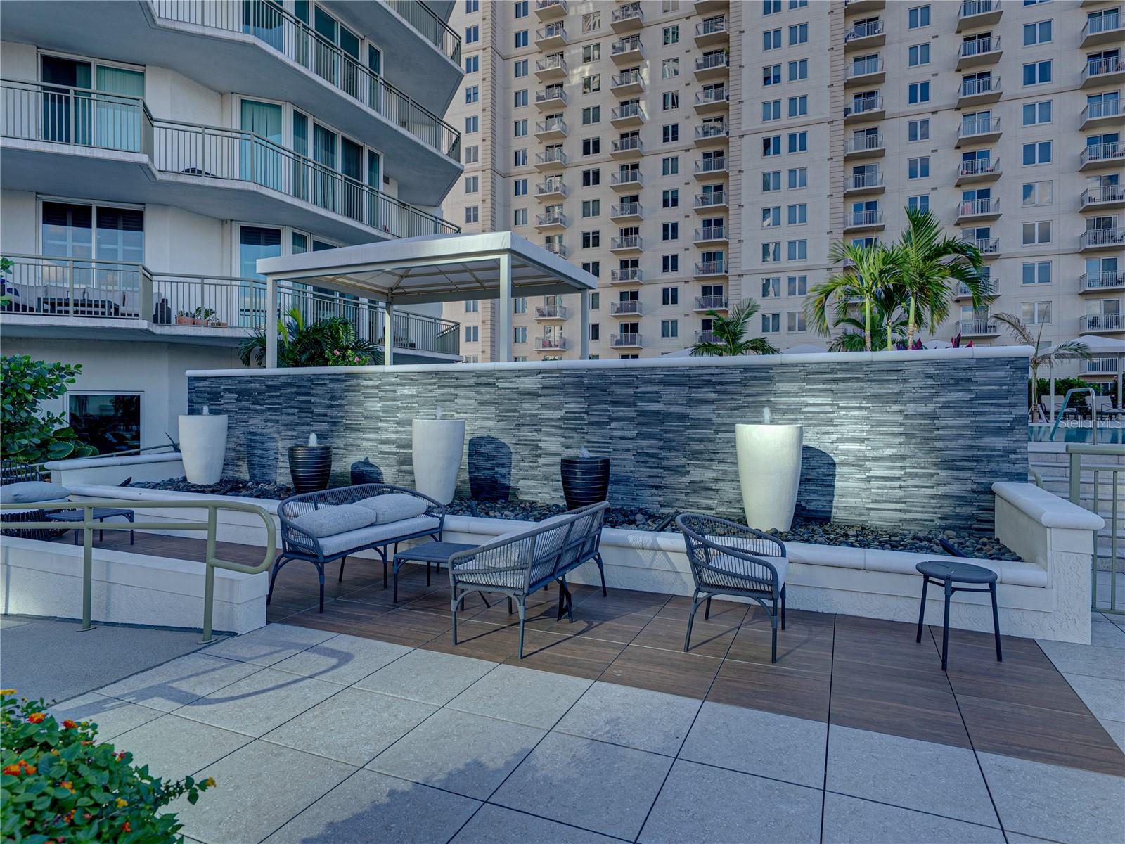 Image 80 of 100 For 450 Knights Run Avenue 702