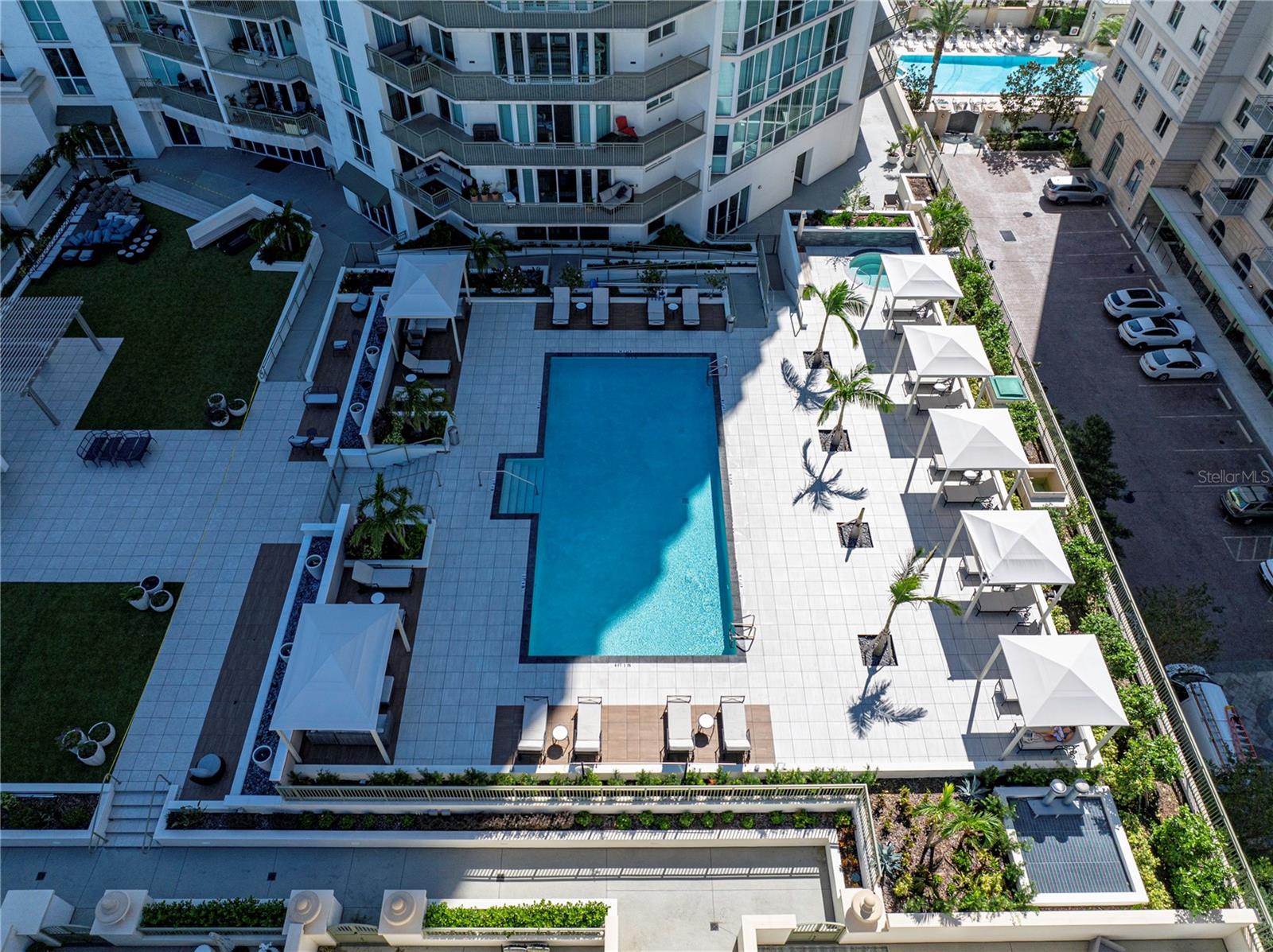 Image 81 of 100 For 450 Knights Run Avenue 702