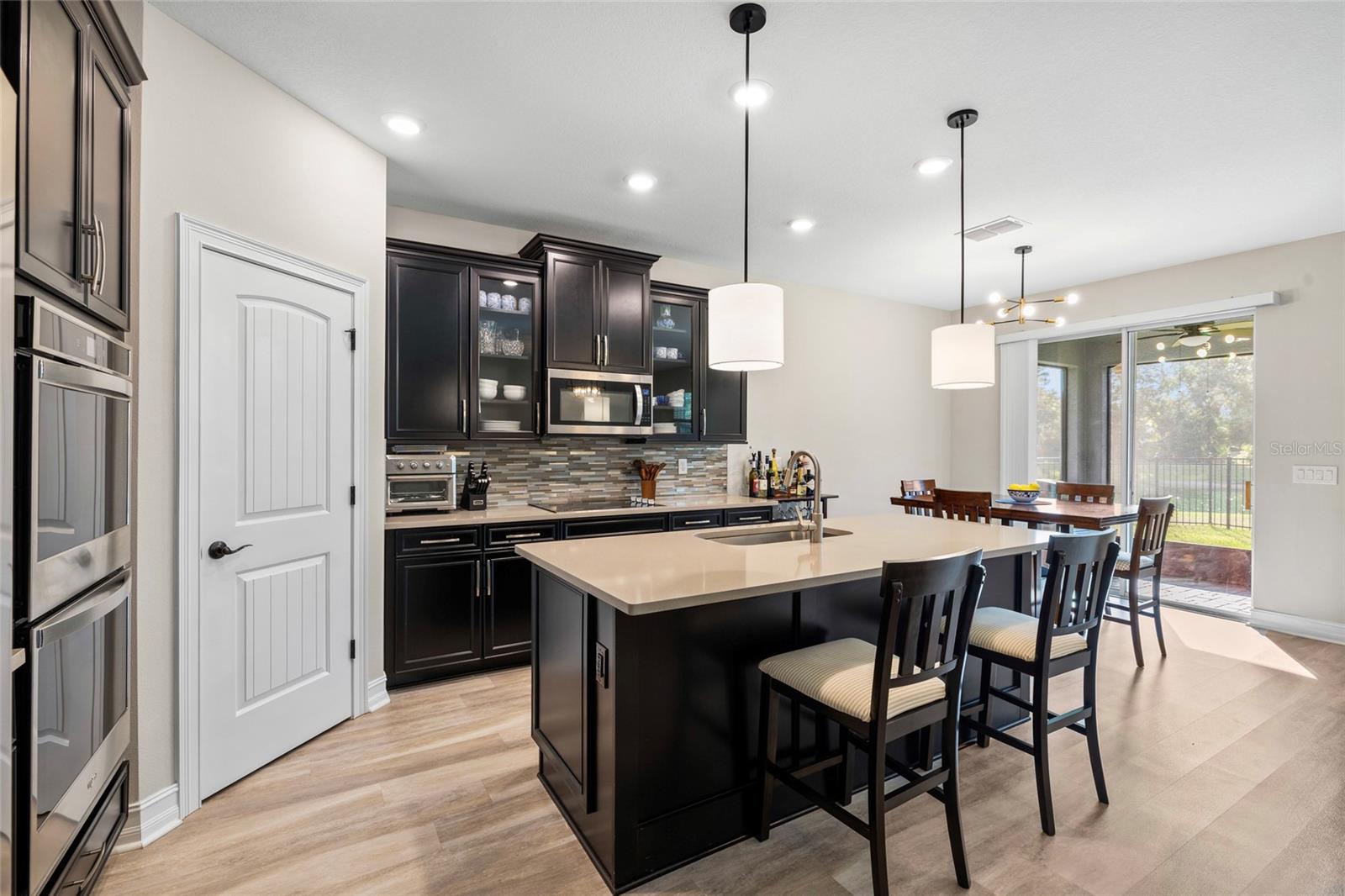 Image 18 of 49 For 10736 Whitland Grove Drive