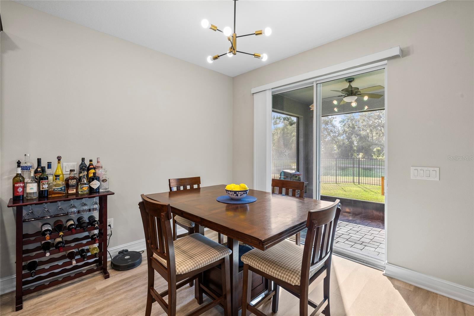 Image 21 of 49 For 10736 Whitland Grove Drive