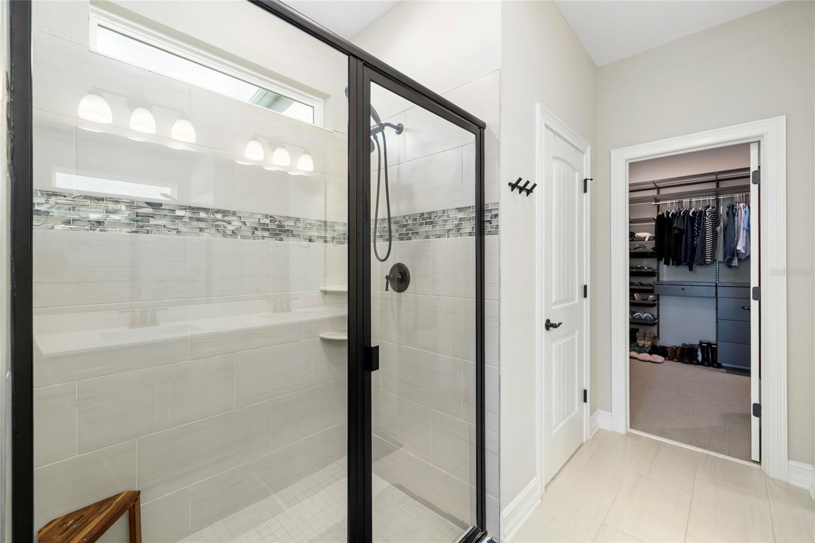 Image 25 of 49 For 10736 Whitland Grove Drive