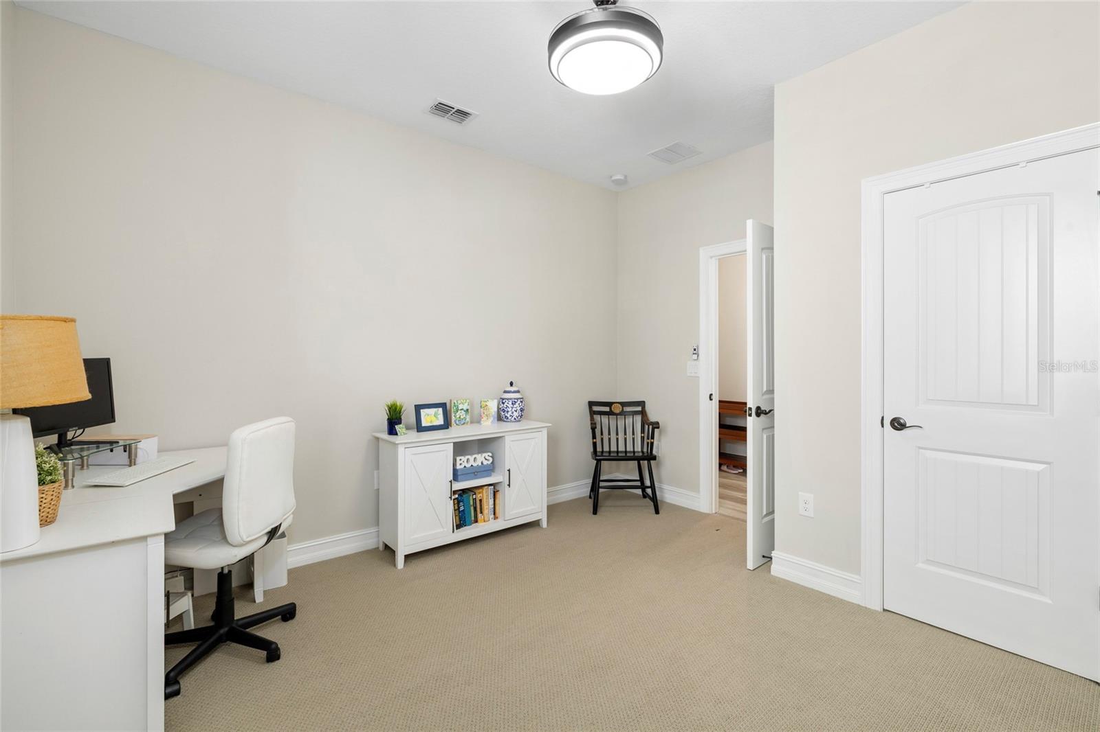 Image 28 of 49 For 10736 Whitland Grove Drive