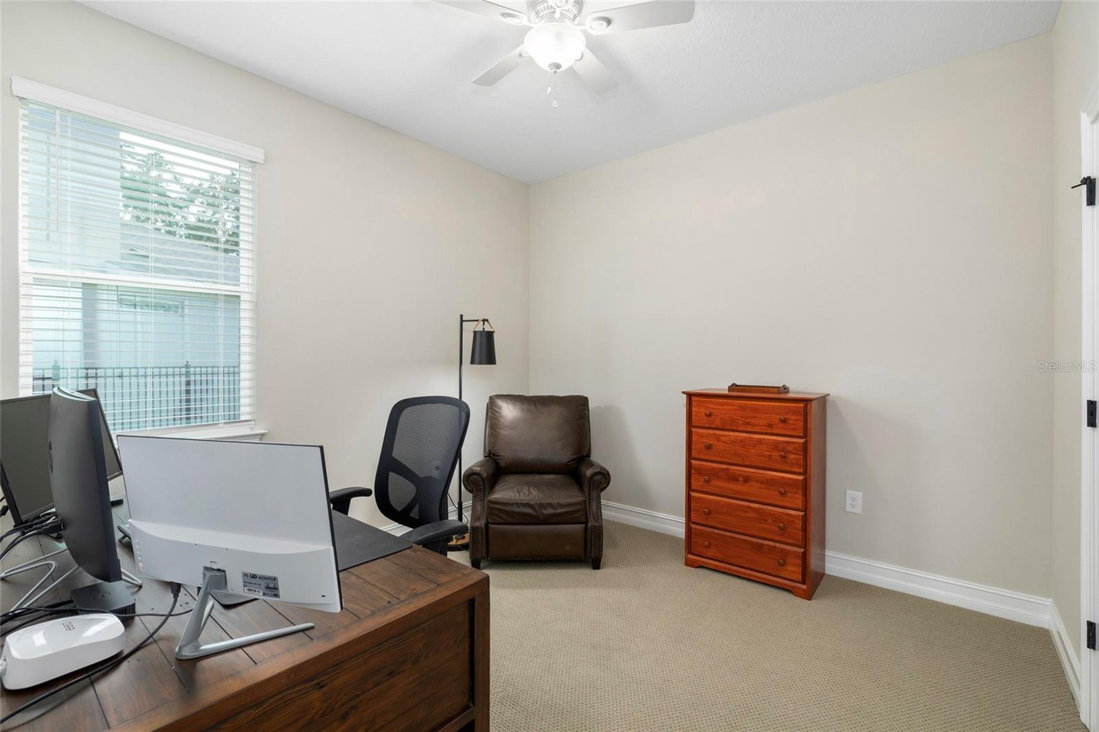 Image 34 of 49 For 10736 Whitland Grove Drive