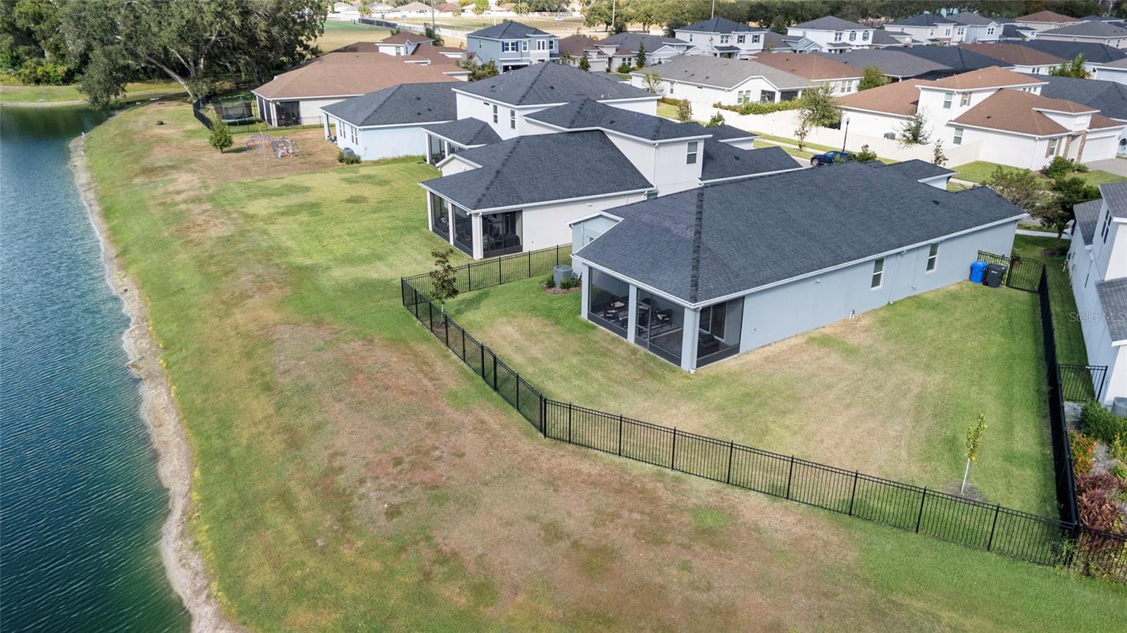 Image 8 of 49 For 10736 Whitland Grove Drive