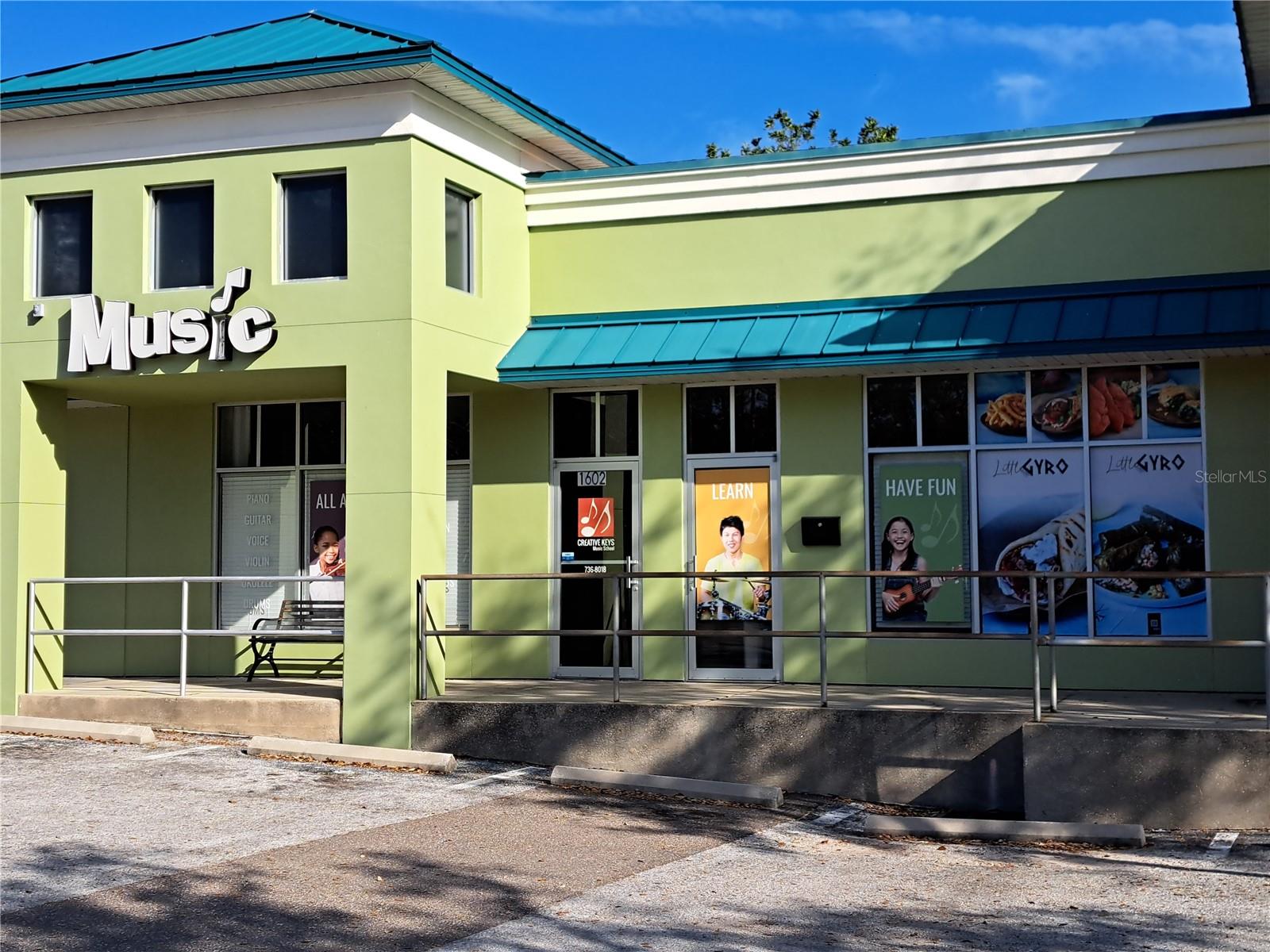 Image 10 of 98 For 1600 Achieva Way