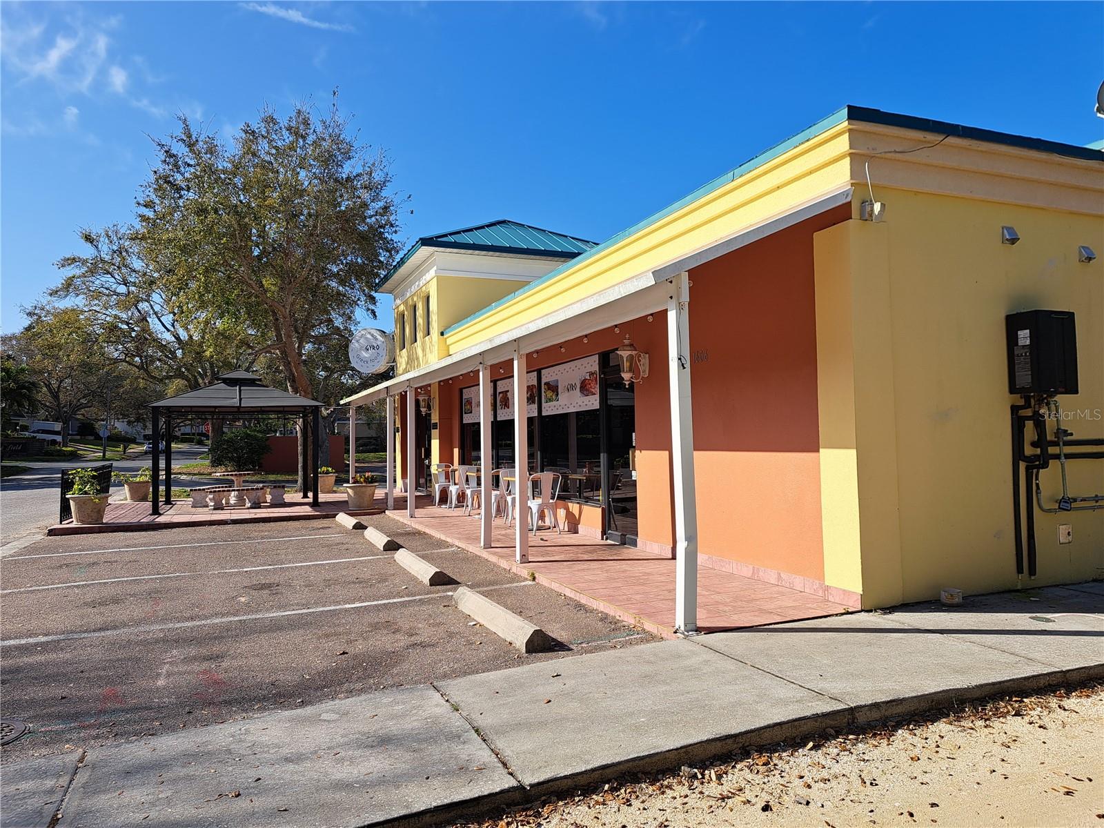 Image 15 of 98 For 1600 Achieva Way