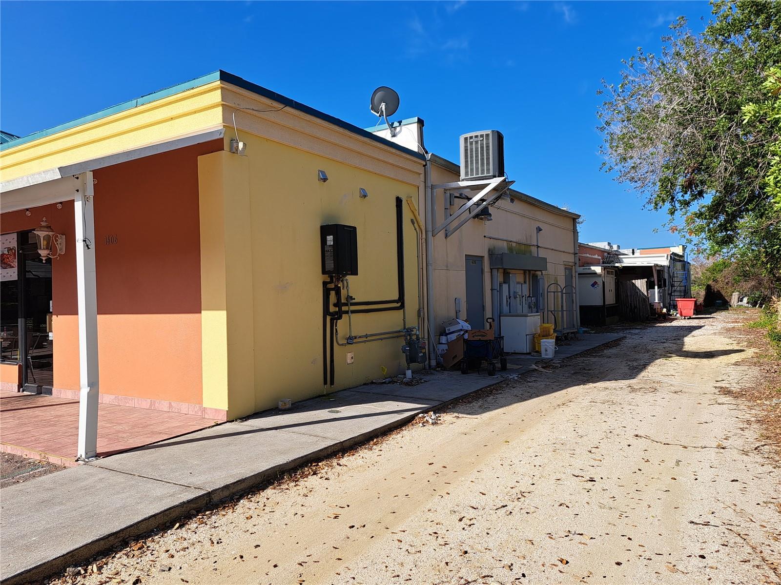 Image 16 of 98 For 1600 Achieva Way