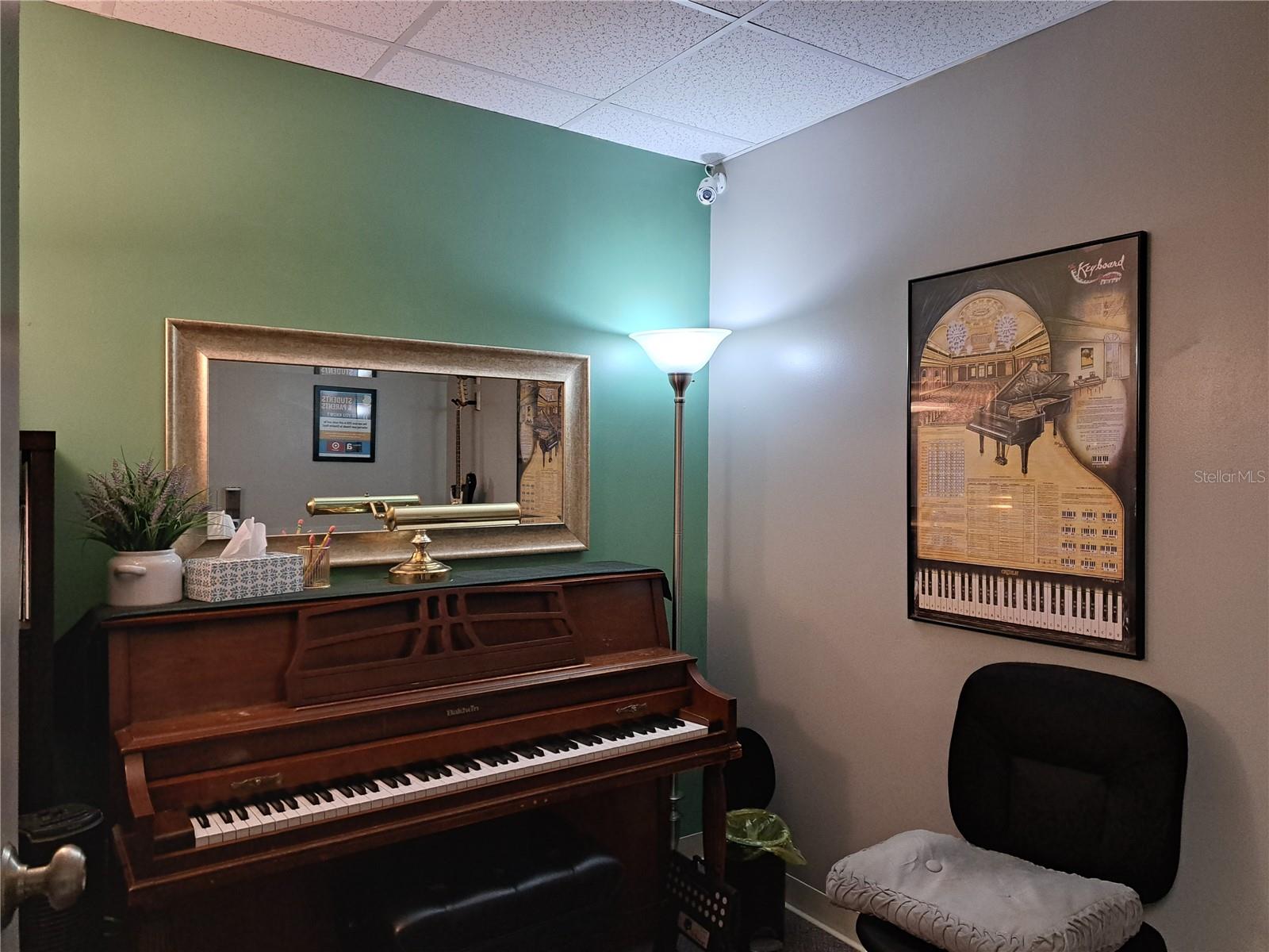 Image 22 of 98 For 1600 Achieva Way