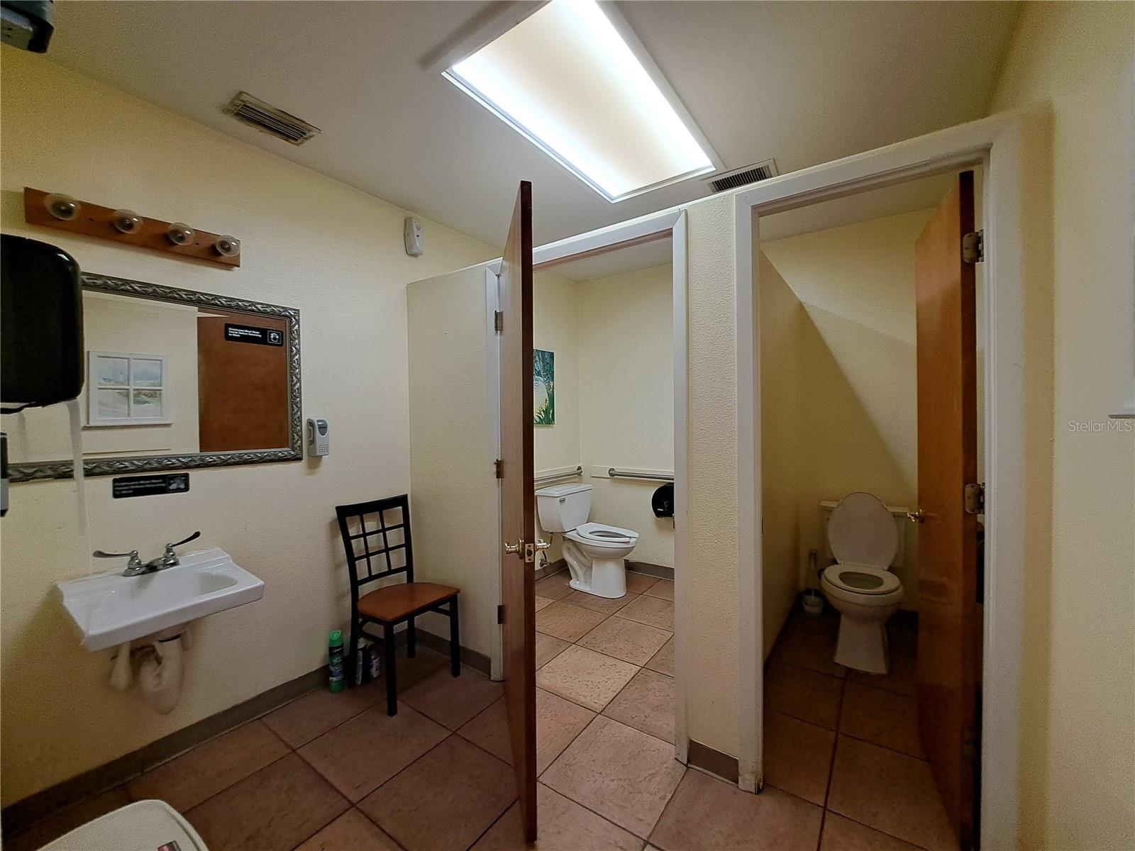 Image 73 of 98 For 1600 Achieva Way