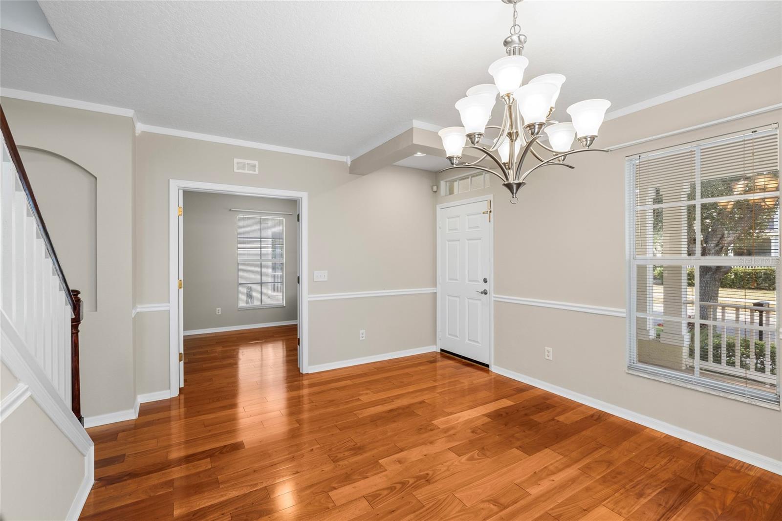 Image 12 of 61 For 5909 Grand Loneoak Lane